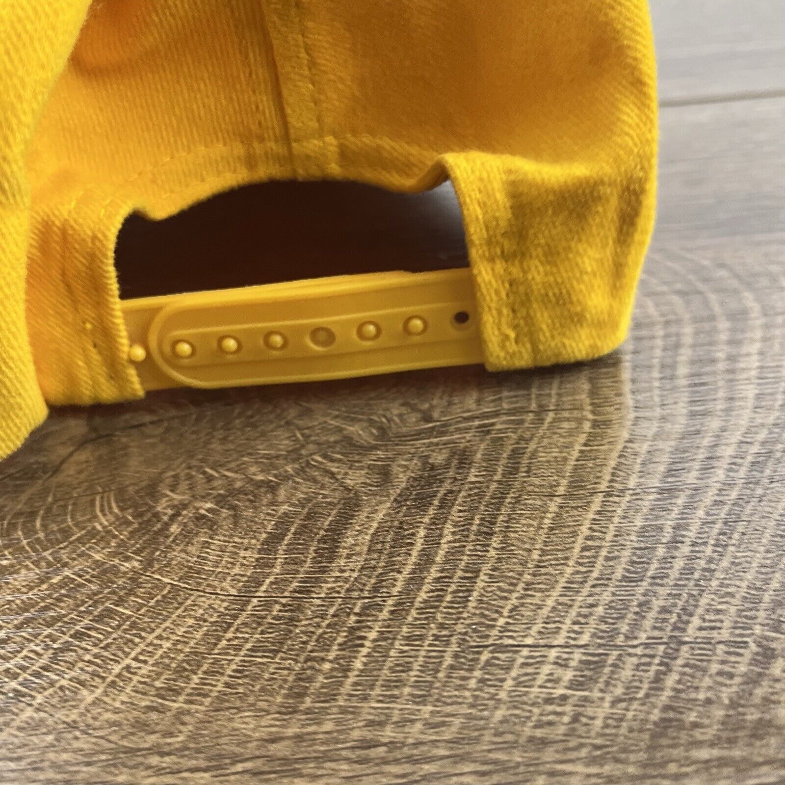 Other Boston Bruins Yellow Hat NHL Yellow Cap Hat Adjustable Hat Y Size ONE SIZE - 10 Thumbnail