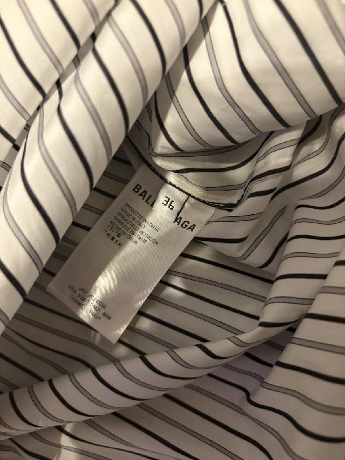 Balenciaga Balenciaga ye24 button up Size US M / EU 48-50 / 2 - 7 Thumbnail