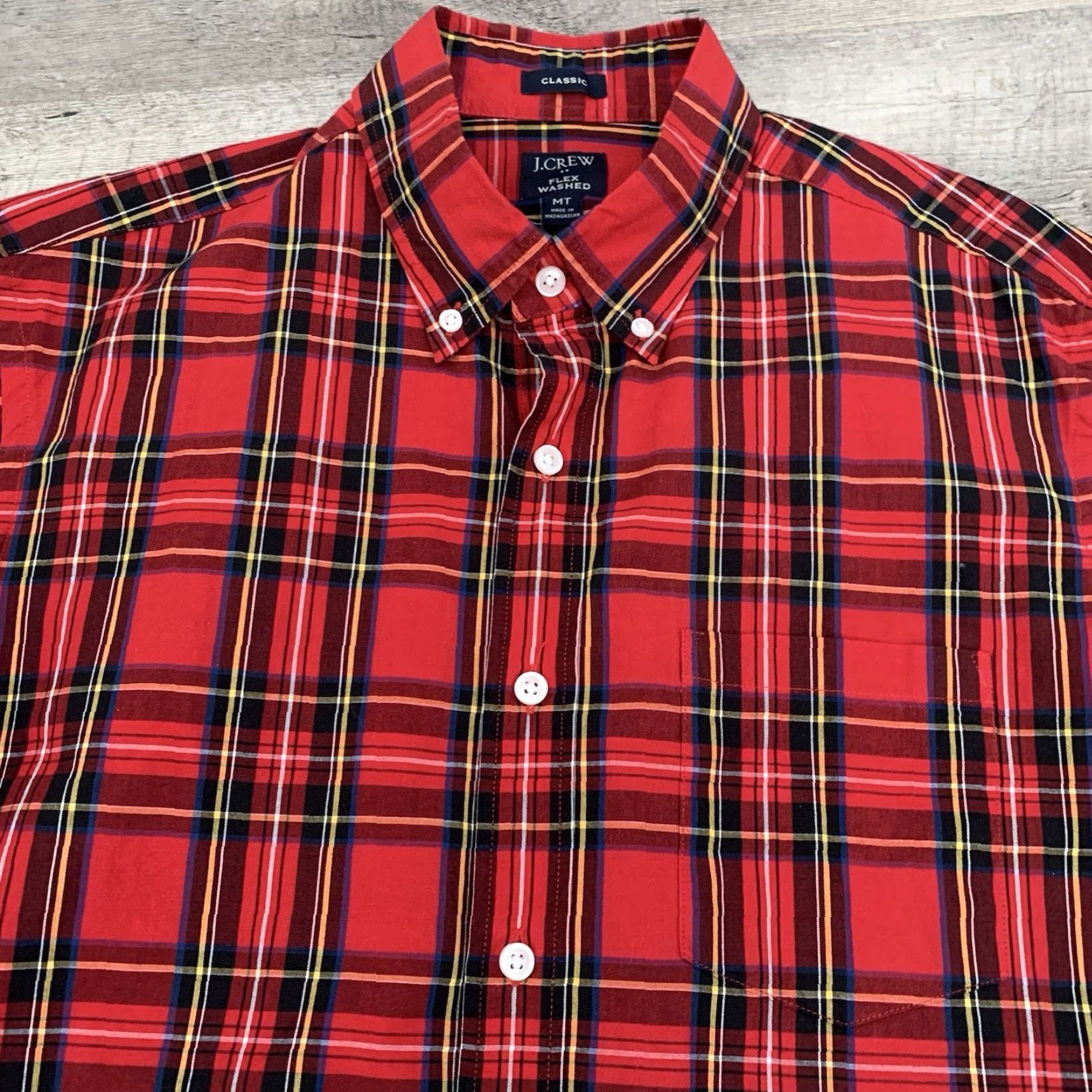 J.Crew J. CREW Flex Casual Shirt Men MT Medium Tall Red Tartan Long Sleeve Button-Up Woven Slim Fit Christmas Holiday Plaid Shirt Size US M / EU 48-50 / 2 - 8 Thumbnail