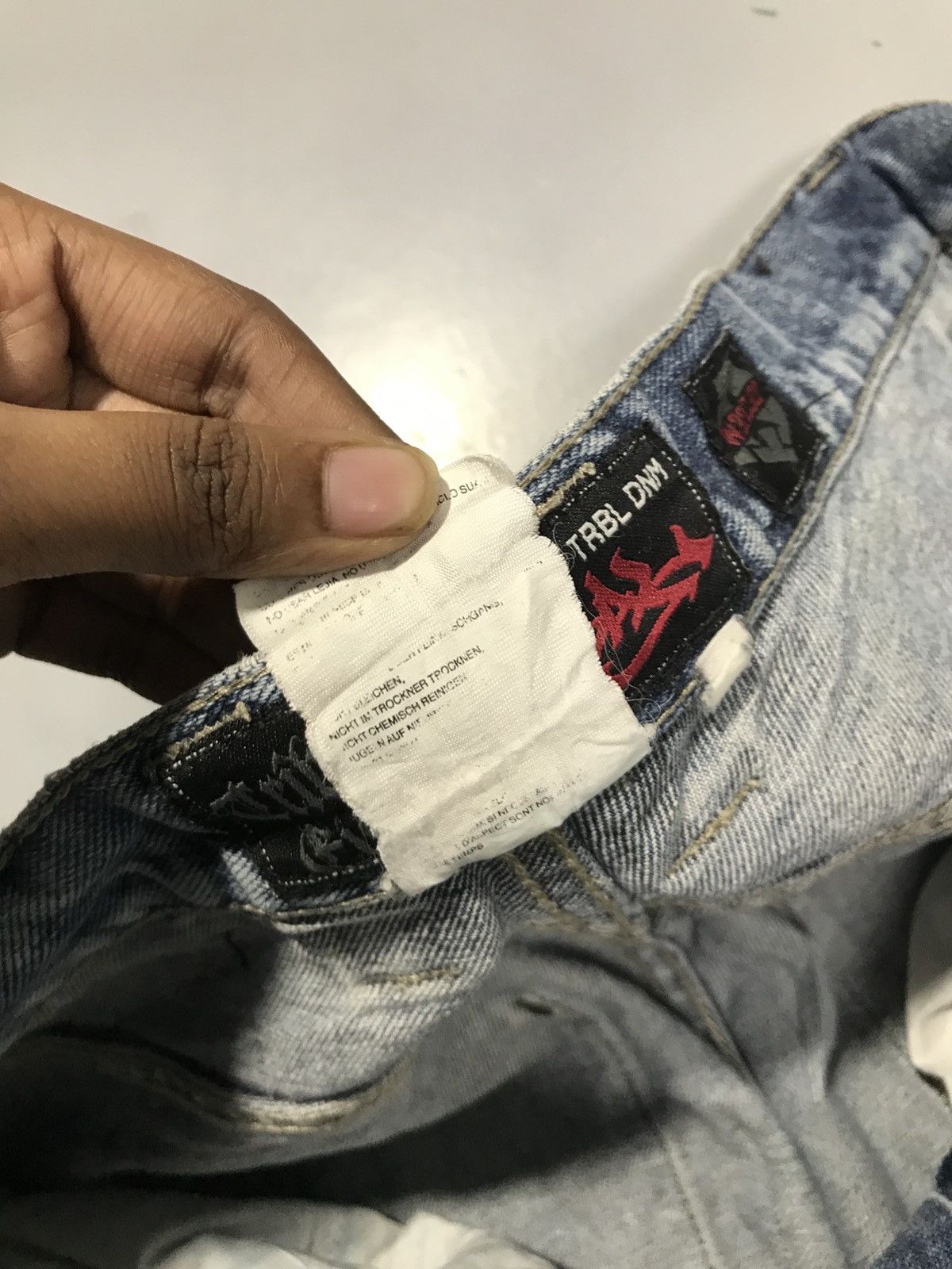 Tribal Streetwear Vintage tribal embroidered denim Size US 32 / EU 48 - 7 Thumbnail