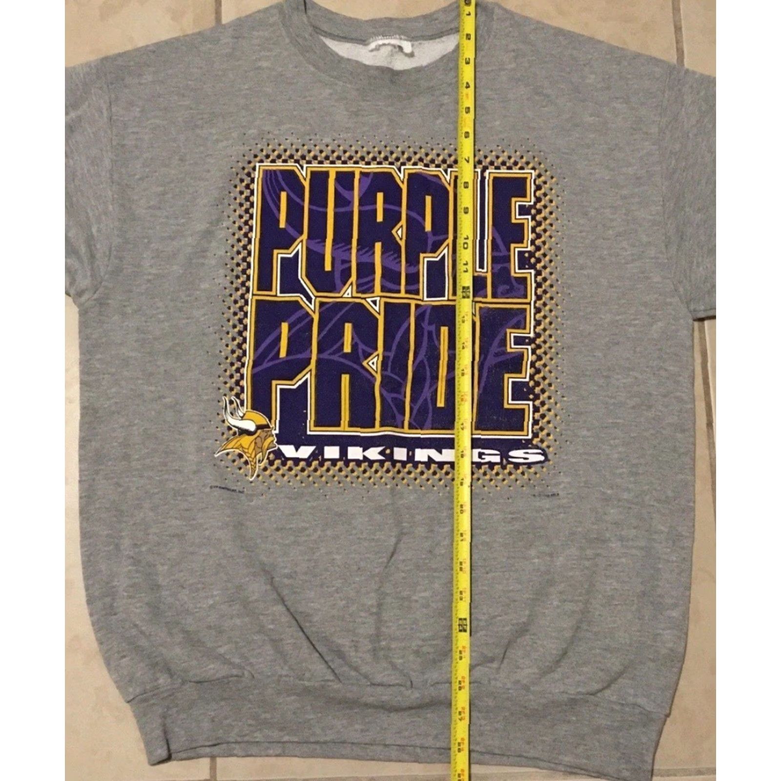 NFL Vtg 90s Minnesota Vikings Purple Pride Sweatshirt Hoodie L Mens Gray NFL Football Pullover Size US L / EU 52-54 / 3 - 6 Thumbnail