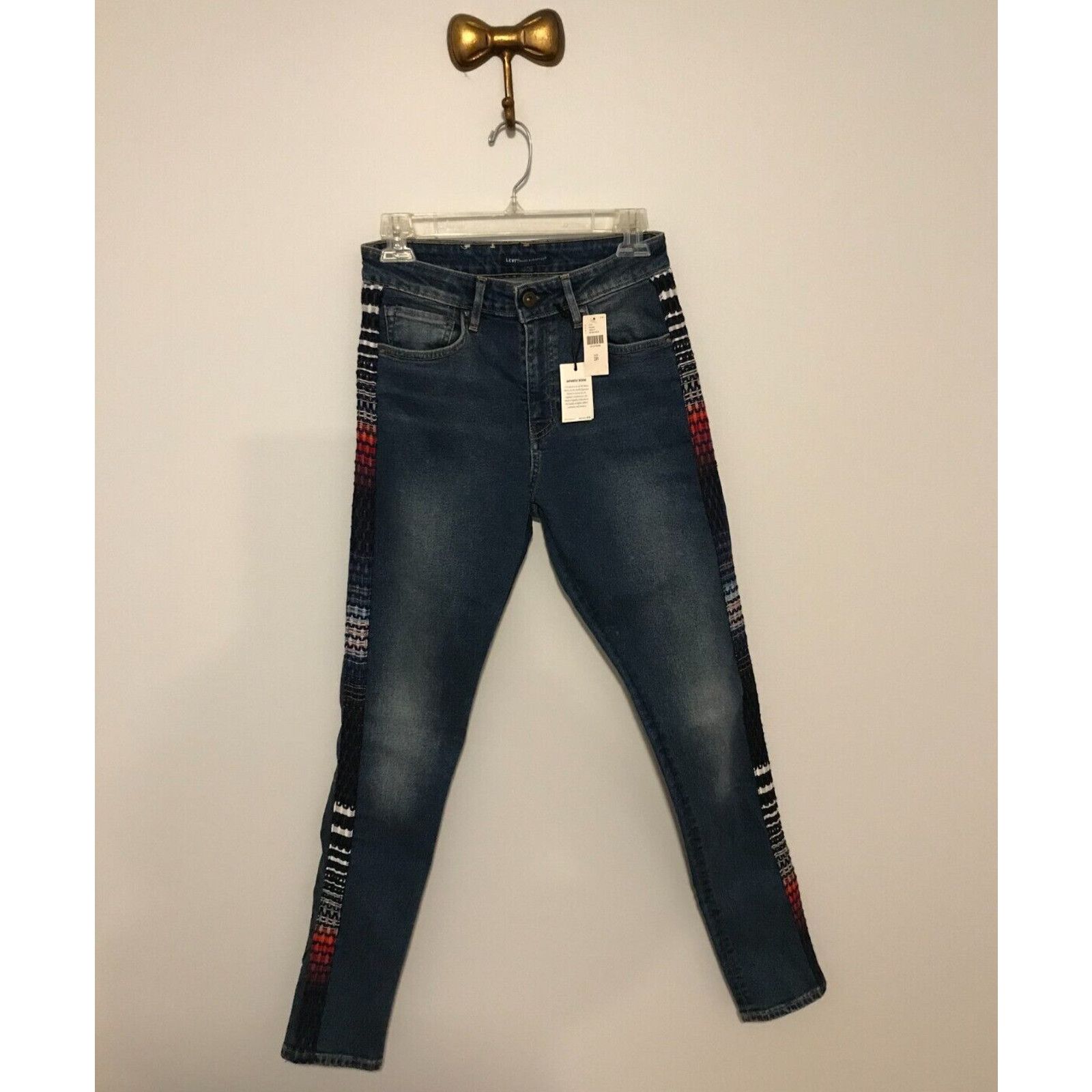 Levi's Anthropologie Levi's 721 High-Rise Skinny Embroidered Jeans Size 28" / US 6 / IT 42 - 1 Thumbnail