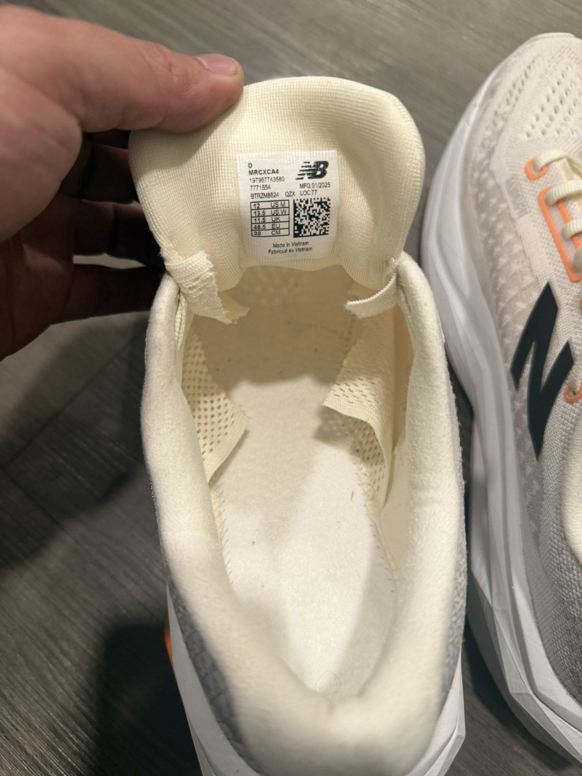 New Balance MEN'S US M12 - NEW BALANCE FUELCELL SUPERCOMP TRAINER V3 Size US 12 / EU 45 - 8 Thumbnail