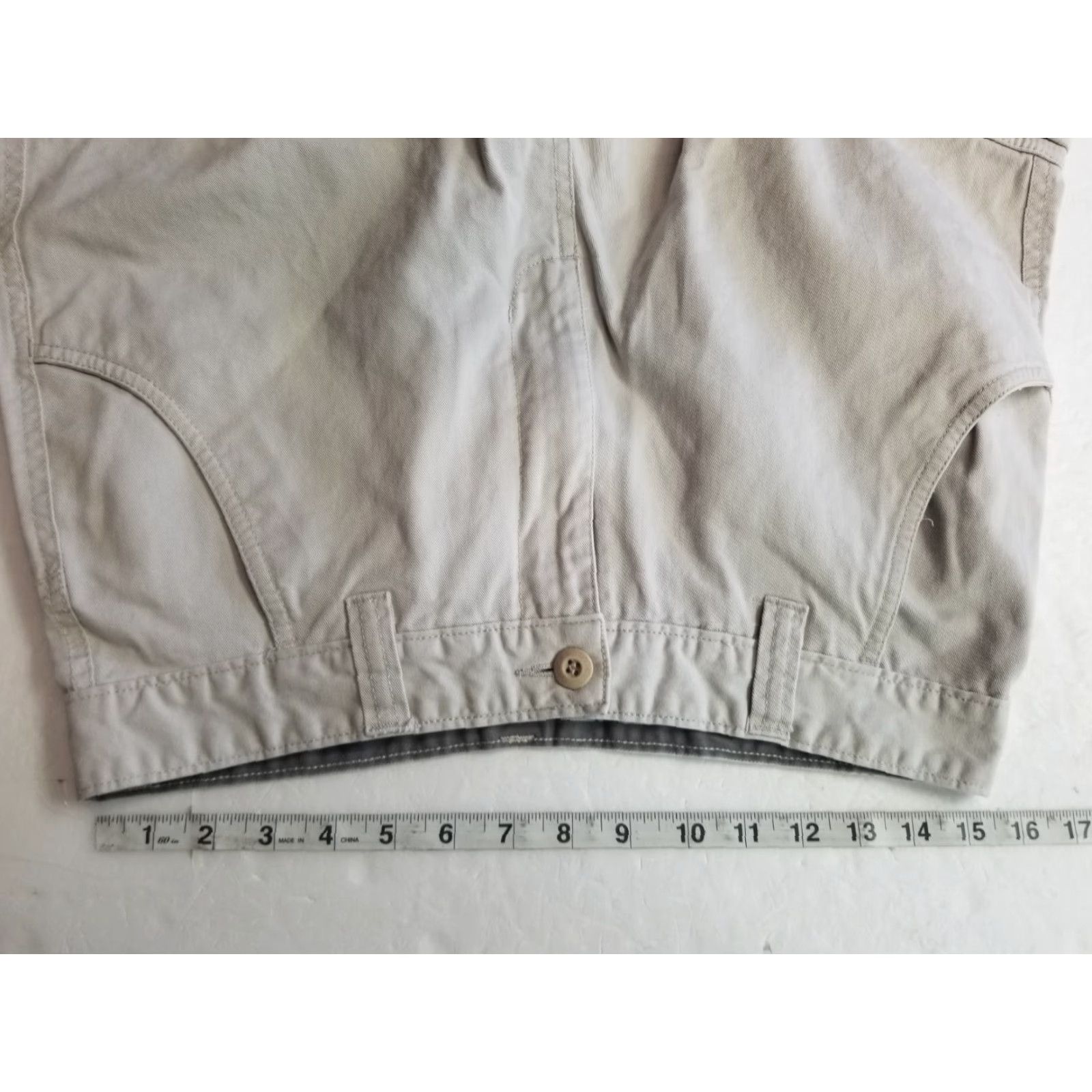 O'Neill VINTAGE O'Neill Cargo Shorts Mens 31 Tan 90s Pockets Classic Knit Polyester See Pics Size US 31 - 3 Thumbnail