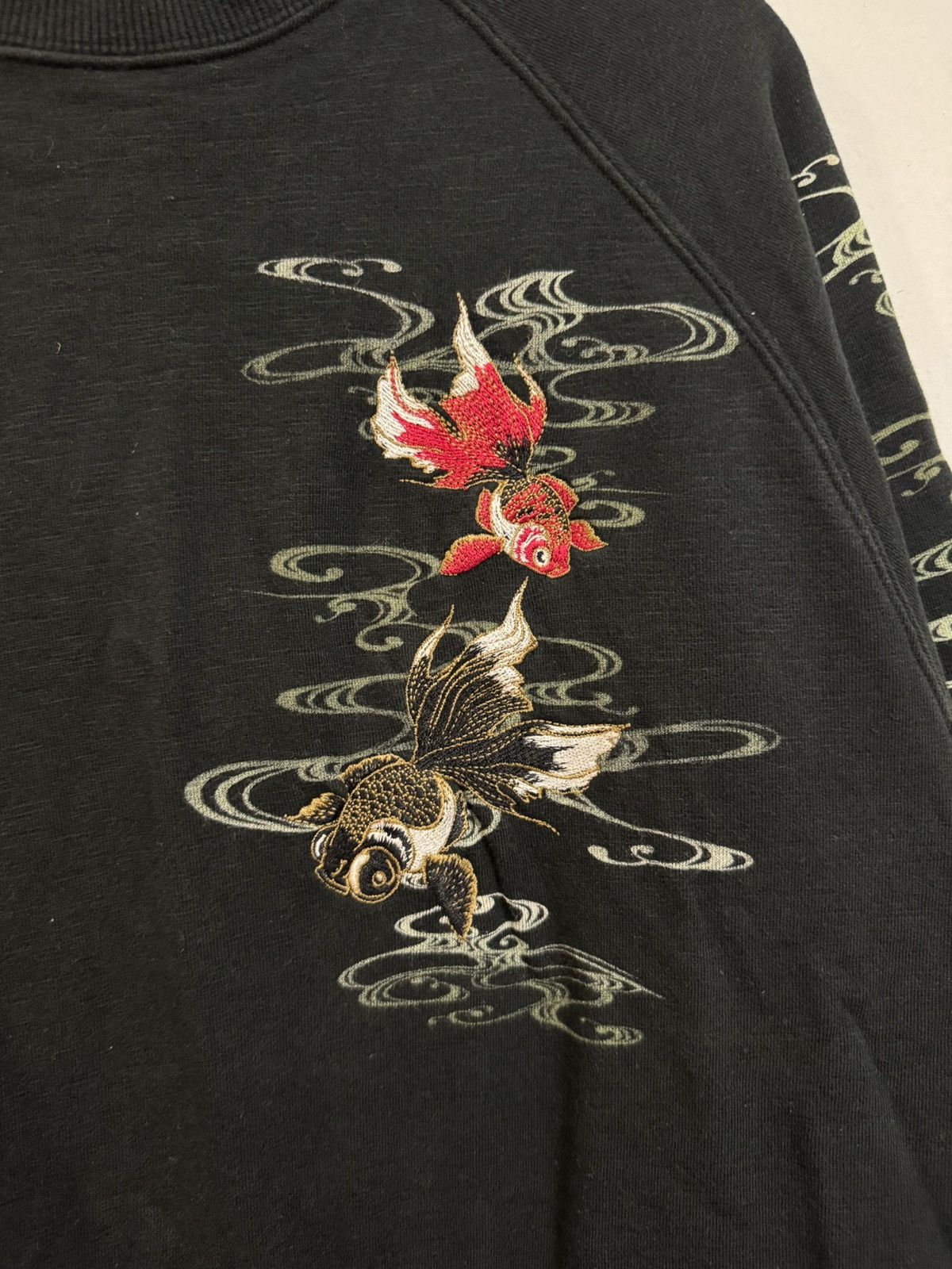 Japanese Brand Vintage Sukajan Design Koi Fish Embroidery Sweatshirt Size US L / EU 52-54 / 3 - 5 Thumbnail