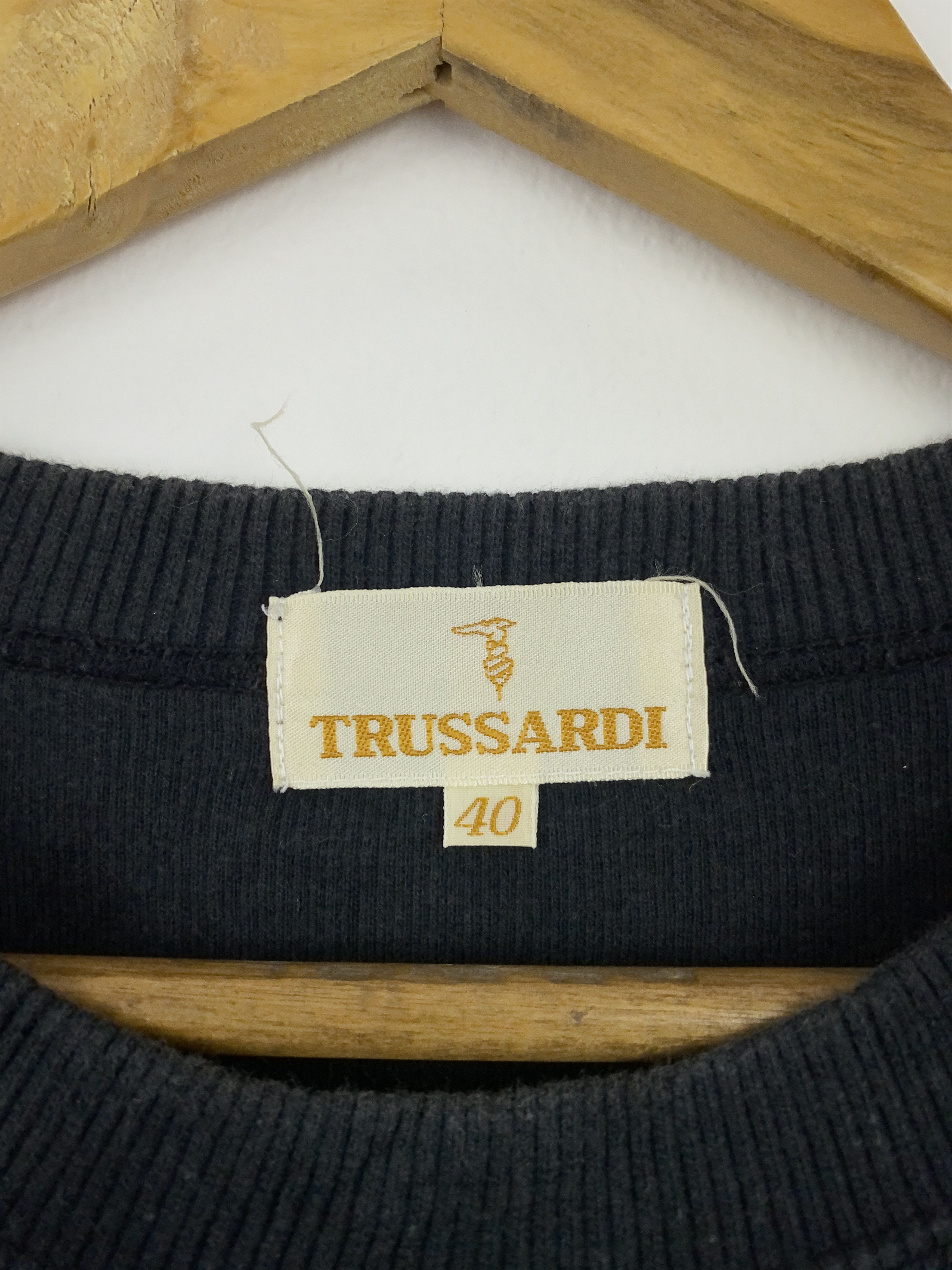 Trussardi Vintage Trussardi Pullover Crewneck Sweatshirt SH0490 Size US XXS / EU 40 - 7 Thumbnail