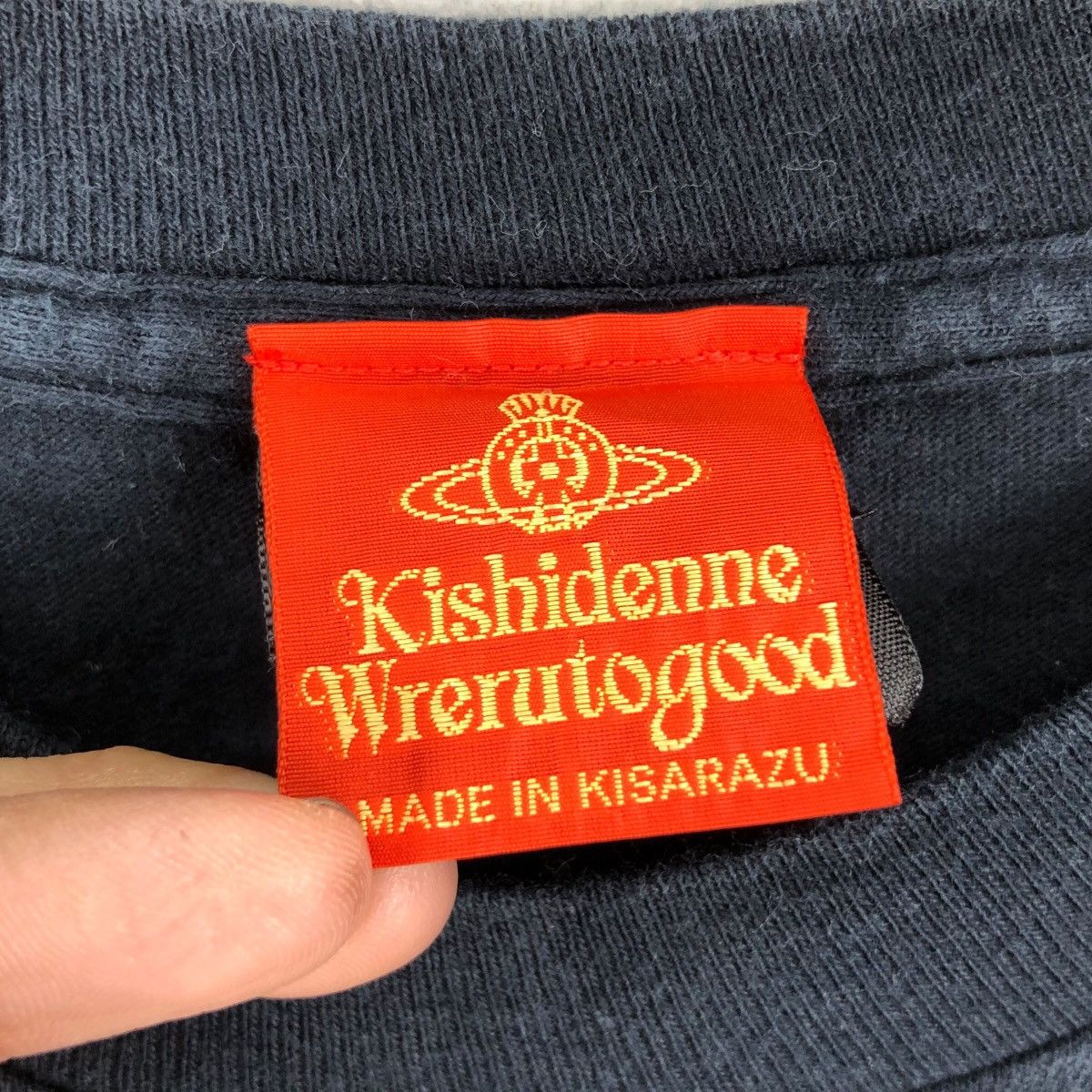 Japanese Brand Vintage Kishidenne Wrerutogood Fuckin in Xmas T-Shirt Punk Size US S / EU 44-46 / 1 - 7 Thumbnail