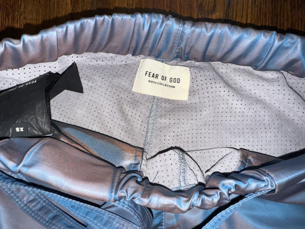 Fear of God Fear of God Sixth Collection Iridescent Blue Shorts XS Size US 30 / EU 46 - 2 Thumbnail