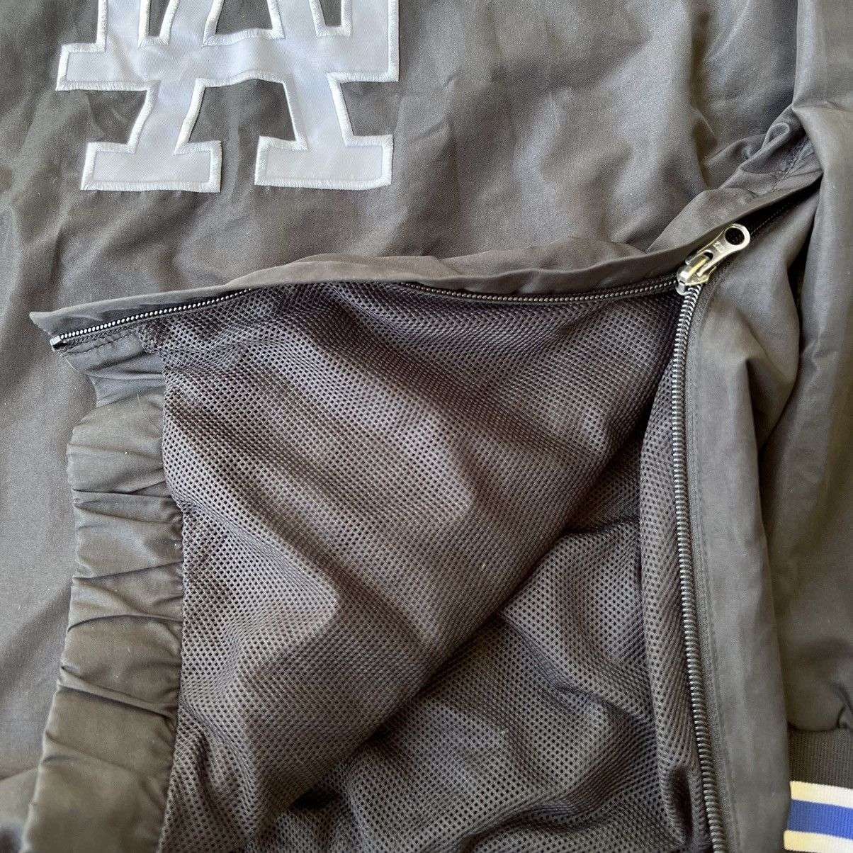 MLB Vintage Y2K LA Dodgers Genuine Merchandise Jacket Size US S / EU 44-46 / 1 - 5 Thumbnail