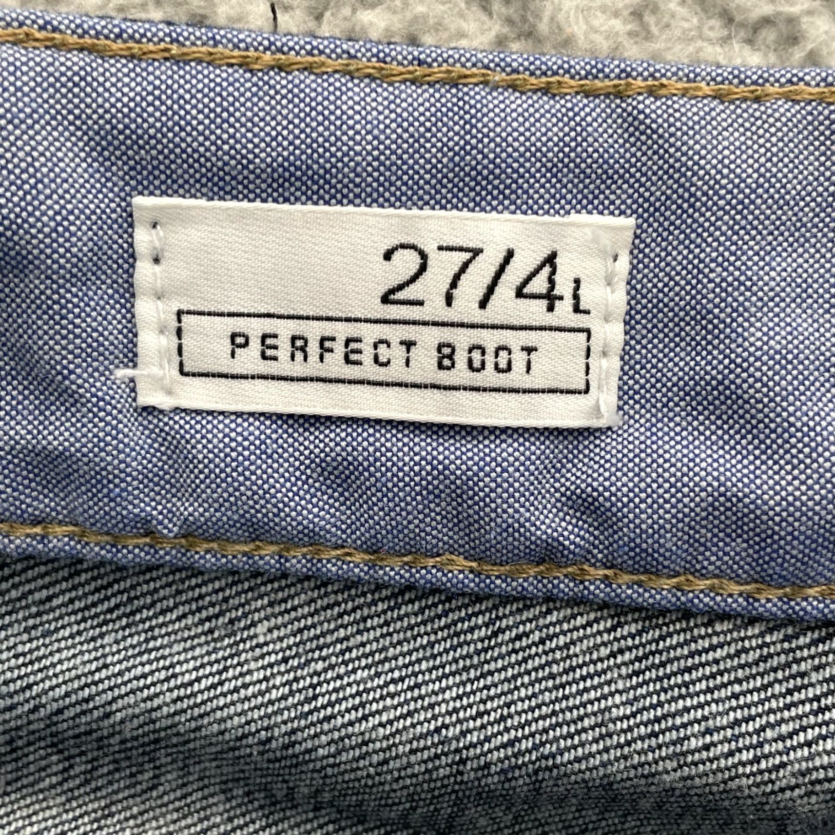 Gap Gap Bootcut Jean Women 30x32 Low Whisker Flare Western Y2k Cowgirl Rodeo 70's 1969 Gap Blue Jeans Mens? Size 30" / US 8 / IT 44 - 7 Thumbnail