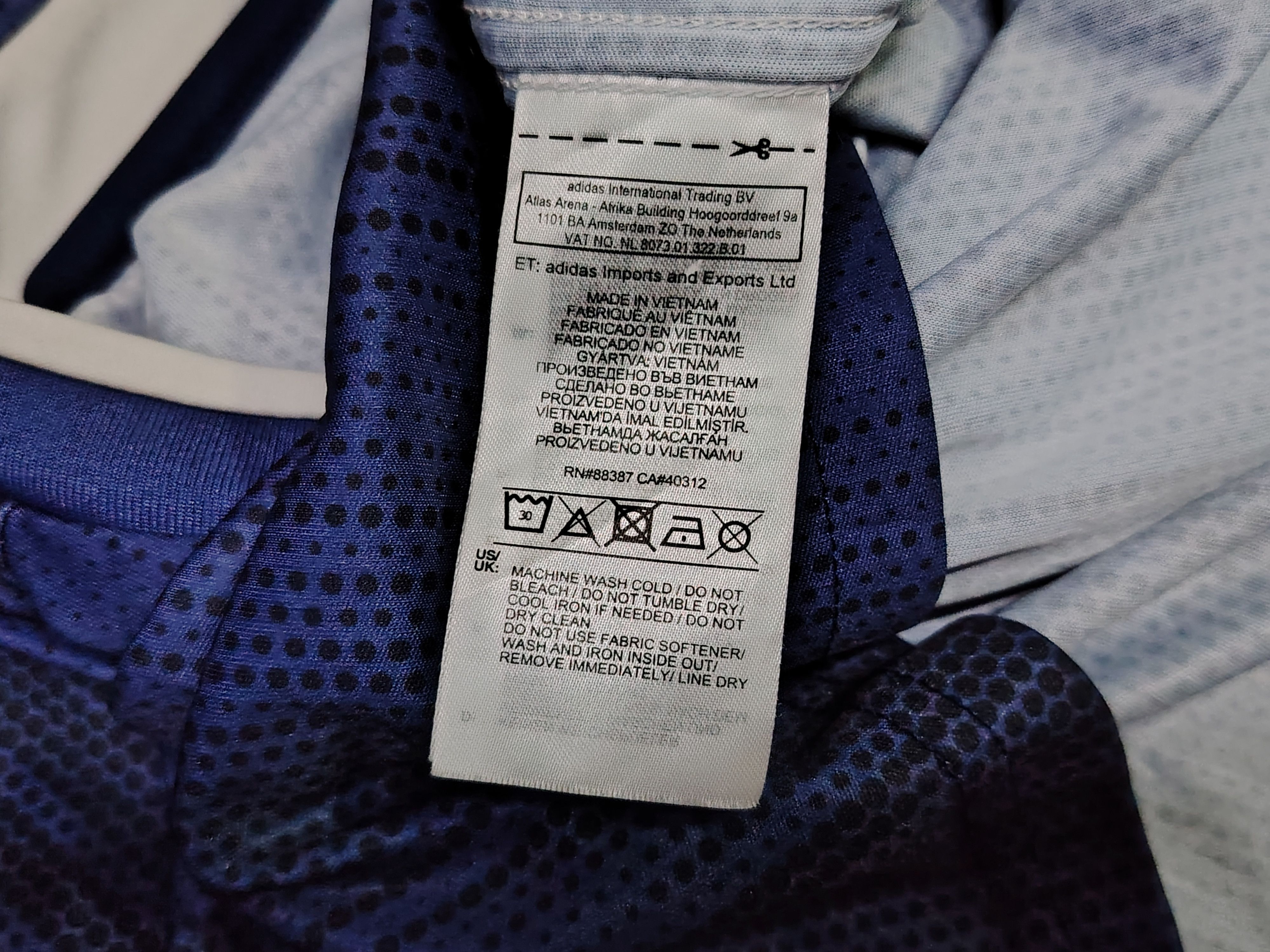 Adidas watford jersey 2019 away Size US M / EU 48-50 / 2 - 5 Thumbnail