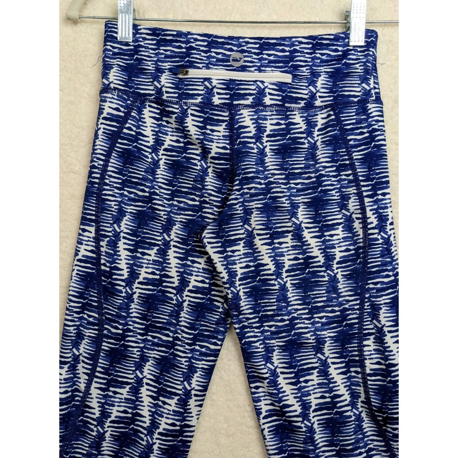 Vineyard Vines Vineyard Vines Women's Performance Leggings XS blue pattern Ombré Pattern Multicolor Activewear Skinny Pull On XS Womens Size 26" / US 2 / IT 38 - 4 Thumbnail