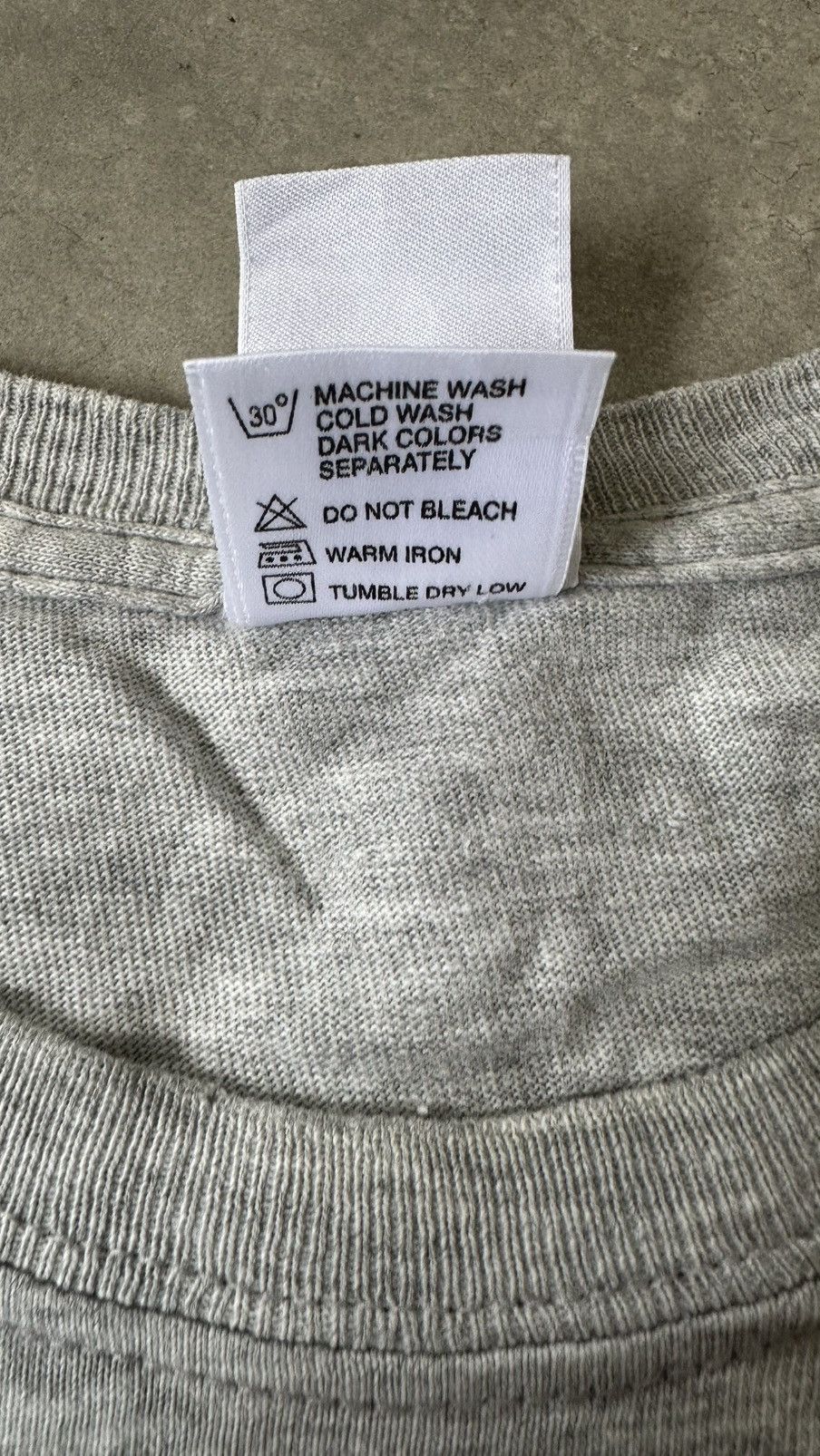 Armani Exchange VINTAGE ARMANI EXCHANGE MADE IN USA TEE Size US M / EU 48-50 / 2 - 5 Thumbnail
