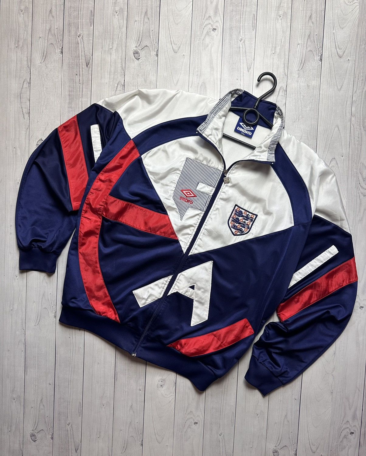 【UK Spirits】UMBRO 長袖トレーニングウェア 美品 Vintage UK Spirits】UMBRO 長袖トレーニングウェア 美品・年代もの 年代