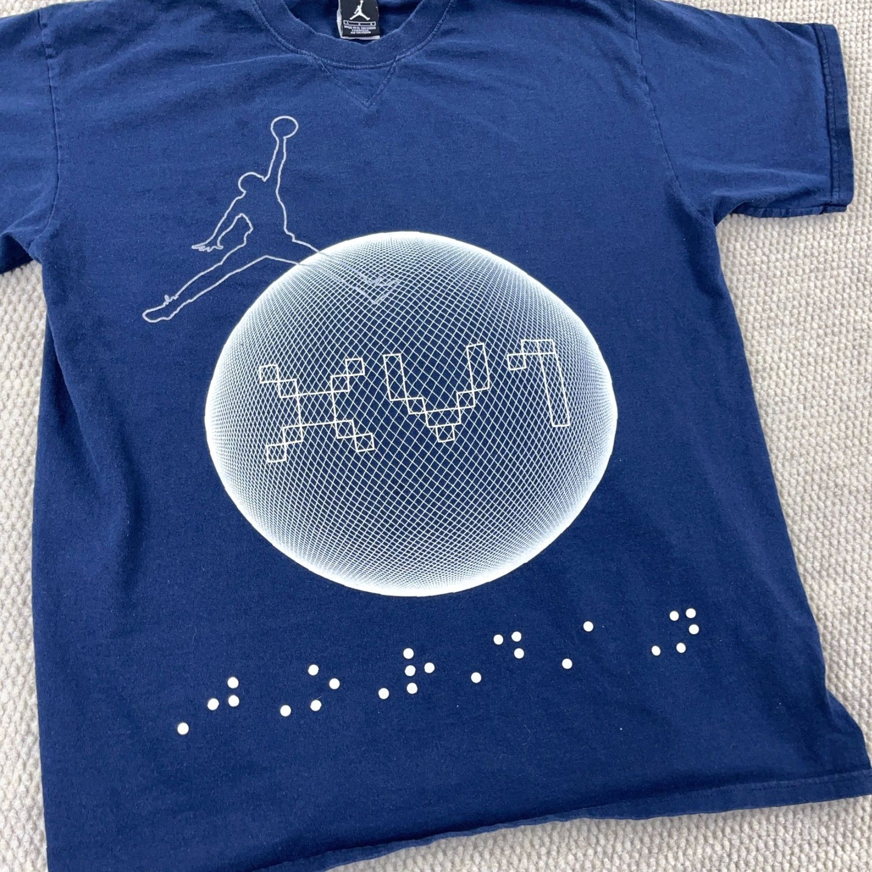 Jordan Brand VINTAGE Jordan T-Shirt Men Large Blue Graphic Print 2000s Retro Jumpman XV1 Braille Size US L / EU 52-54 / 3 - 5 Thumbnail