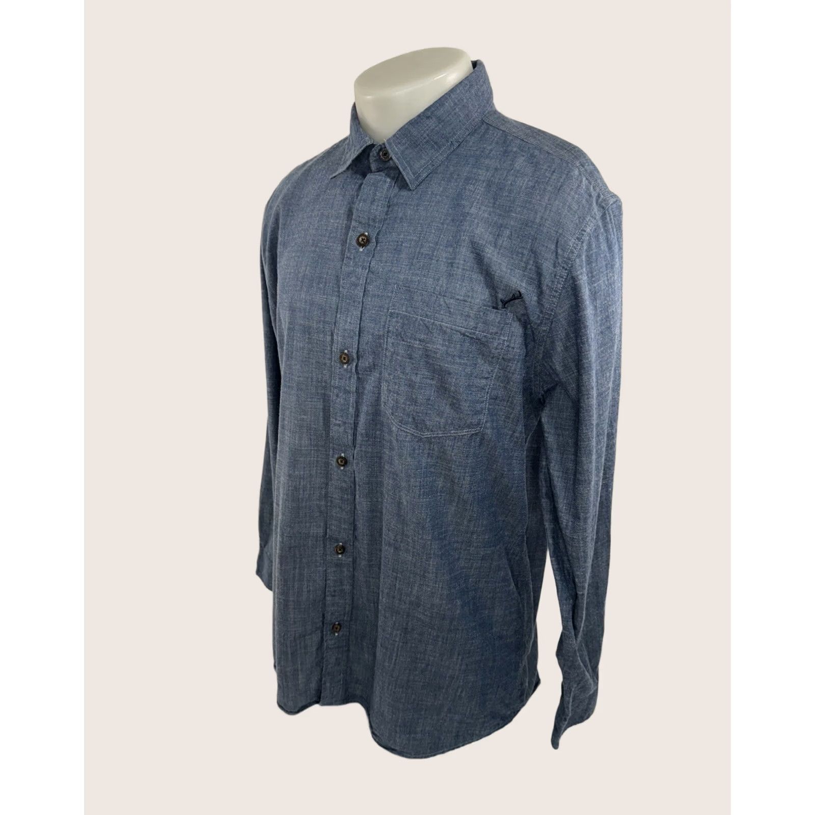 Vintage PLADRA Chambray Embroidered Antler FISH FLIP CUFF Mens XL Shirt Size US XL / EU 56 / 4 - 1 Thumbnail