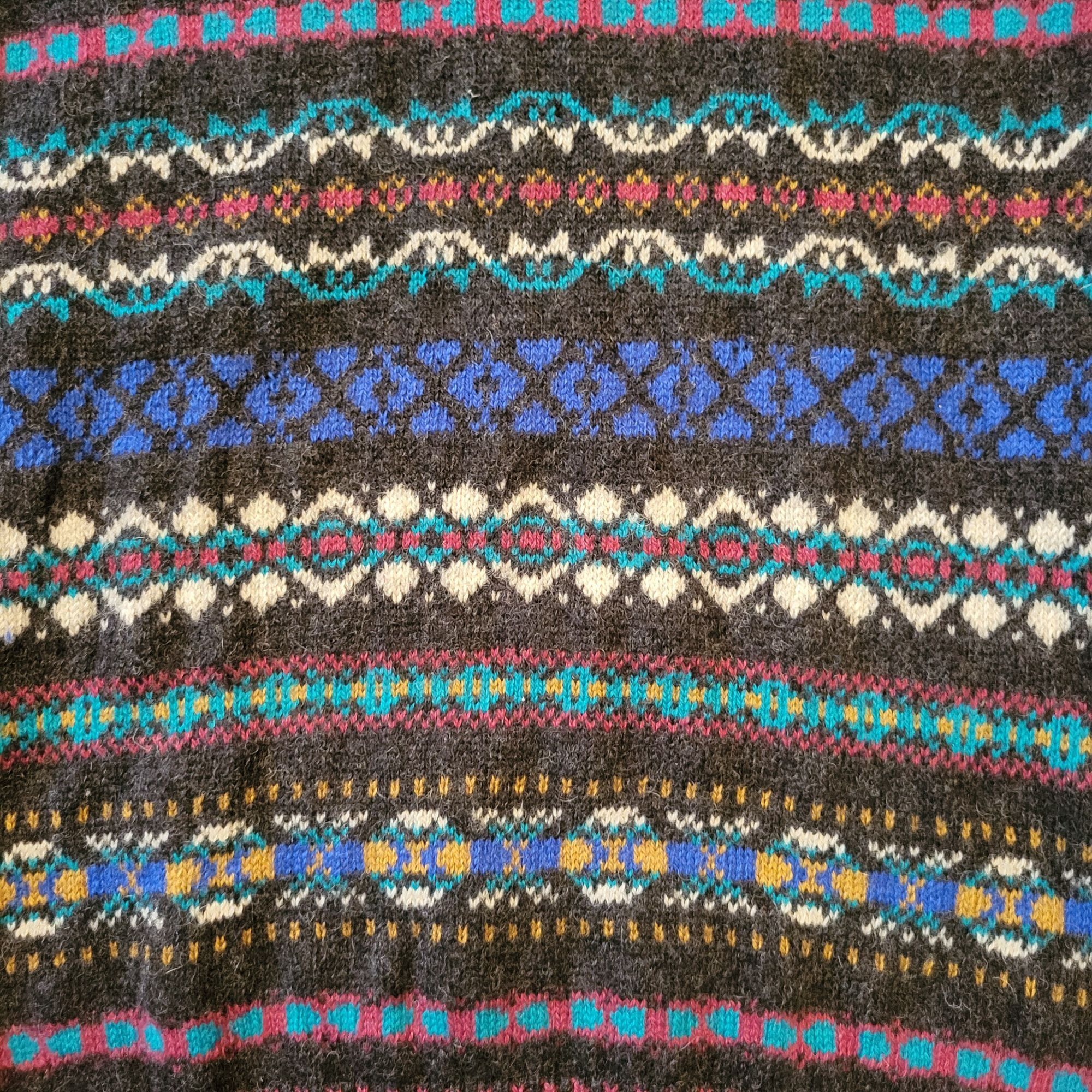 Vintage Lord Taylor Vintage Shetland Wool Fair Isle Sweater Scotland Size US L / EU 52-54 / 3 - 4 Thumbnail
