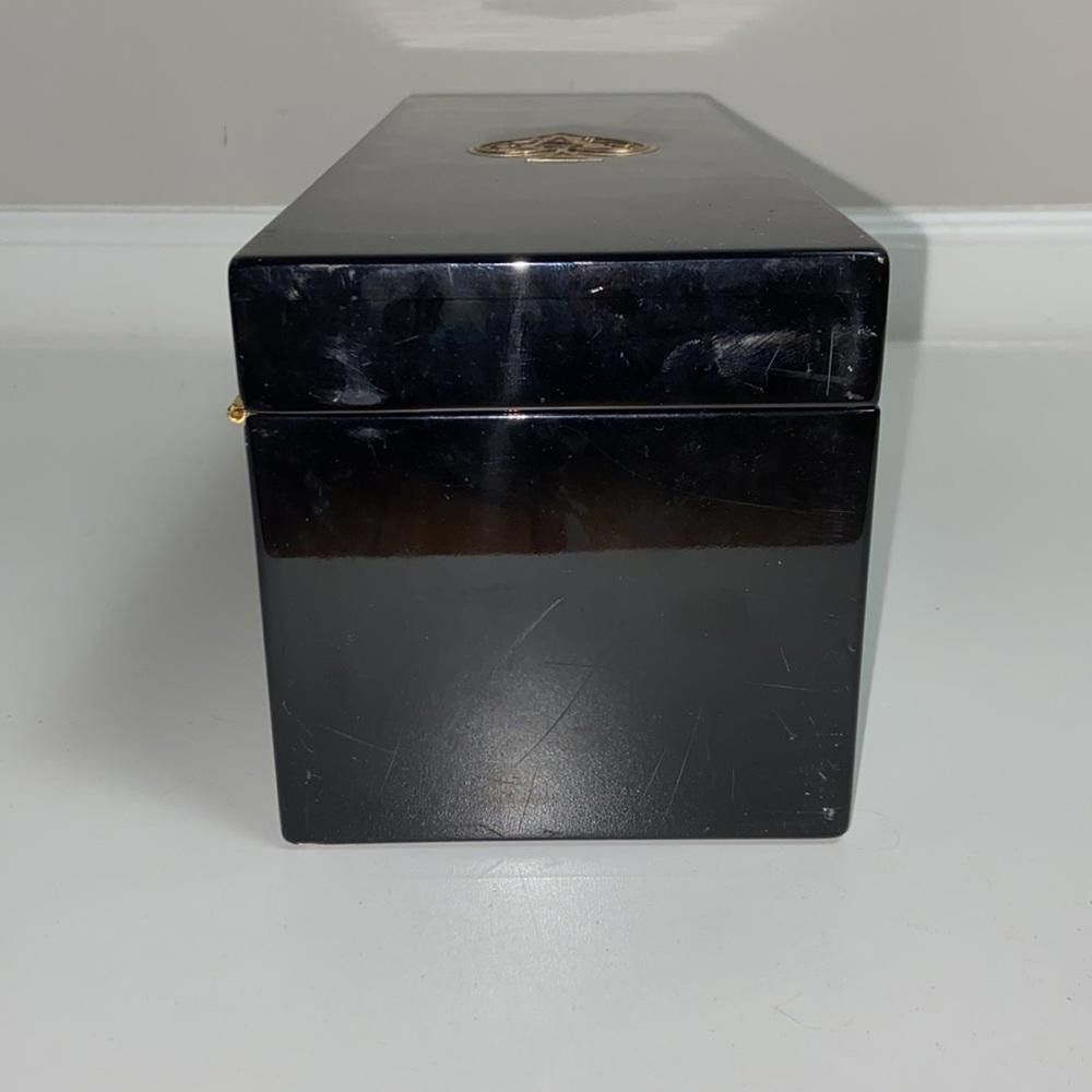 Designer Ace Of Spaces Champagne Gift Box Size ONE SIZE - 5 Thumbnail