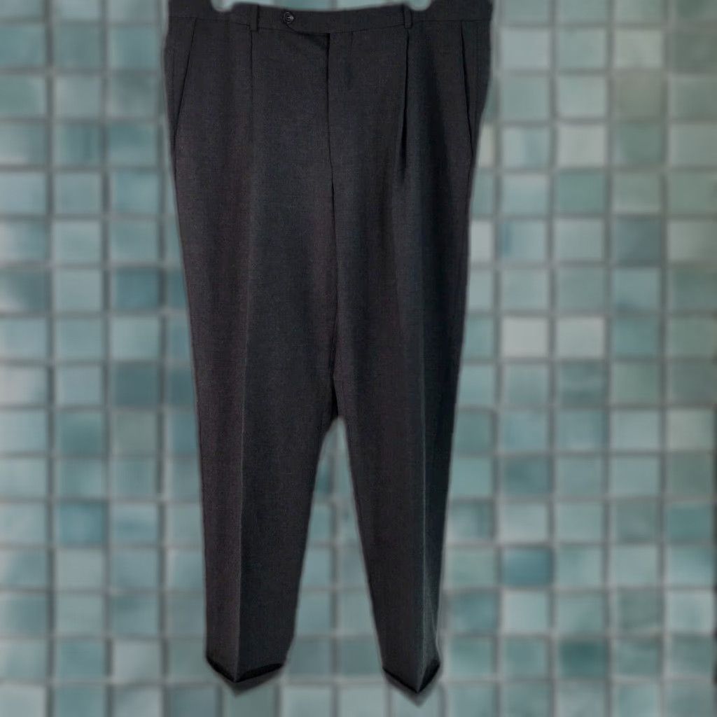 Vintage VINTAGE Ballin Mens Dress Pants Size 36 Black Straight Leg Pleated Front Business Casual Formal Size US 36 / EU 52 - 1 Thumbnail