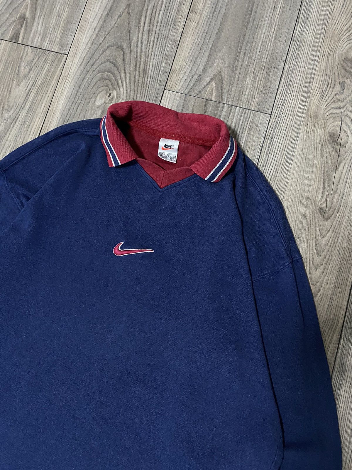 Nike × Vintage Vintage Nike Centre Swoosh Long Sleeve Sweatshirt Size L Size US L / EU 52-54 / 3 - 4 Thumbnail
