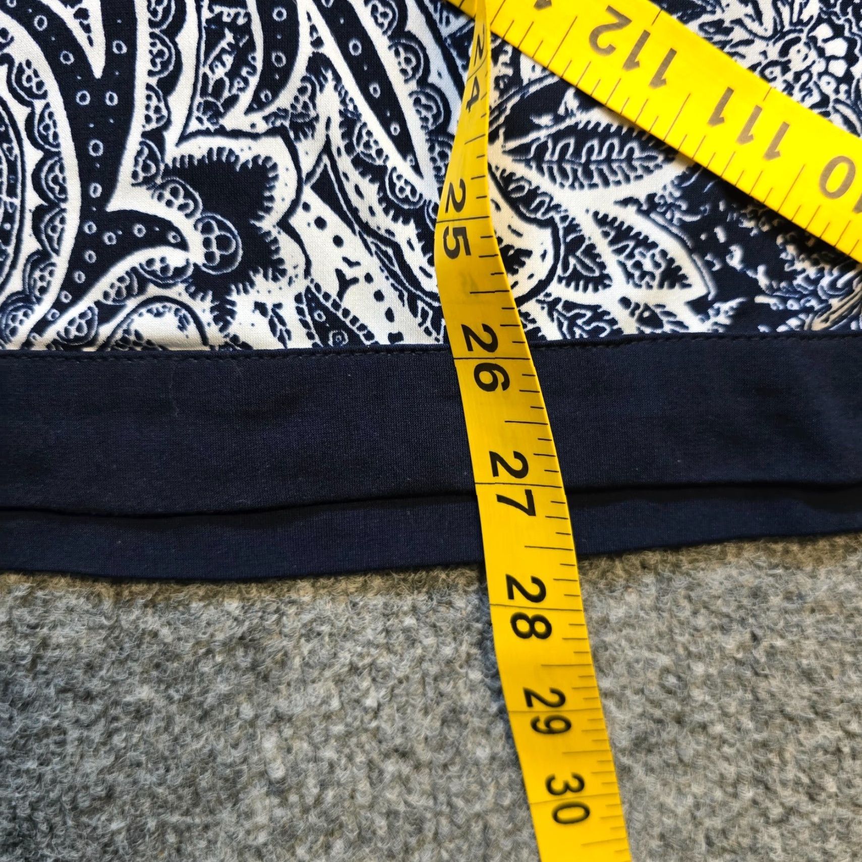 Vintage VINTAGE Susan Graver Top Women 3X Blue Floral Paisley Poncho Flowy Stretch Casual Shirt Tunic Womens Plus 3X Blue Paisley Size XXL / US 16-18 / IT 52-54 - 5 Thumbnail