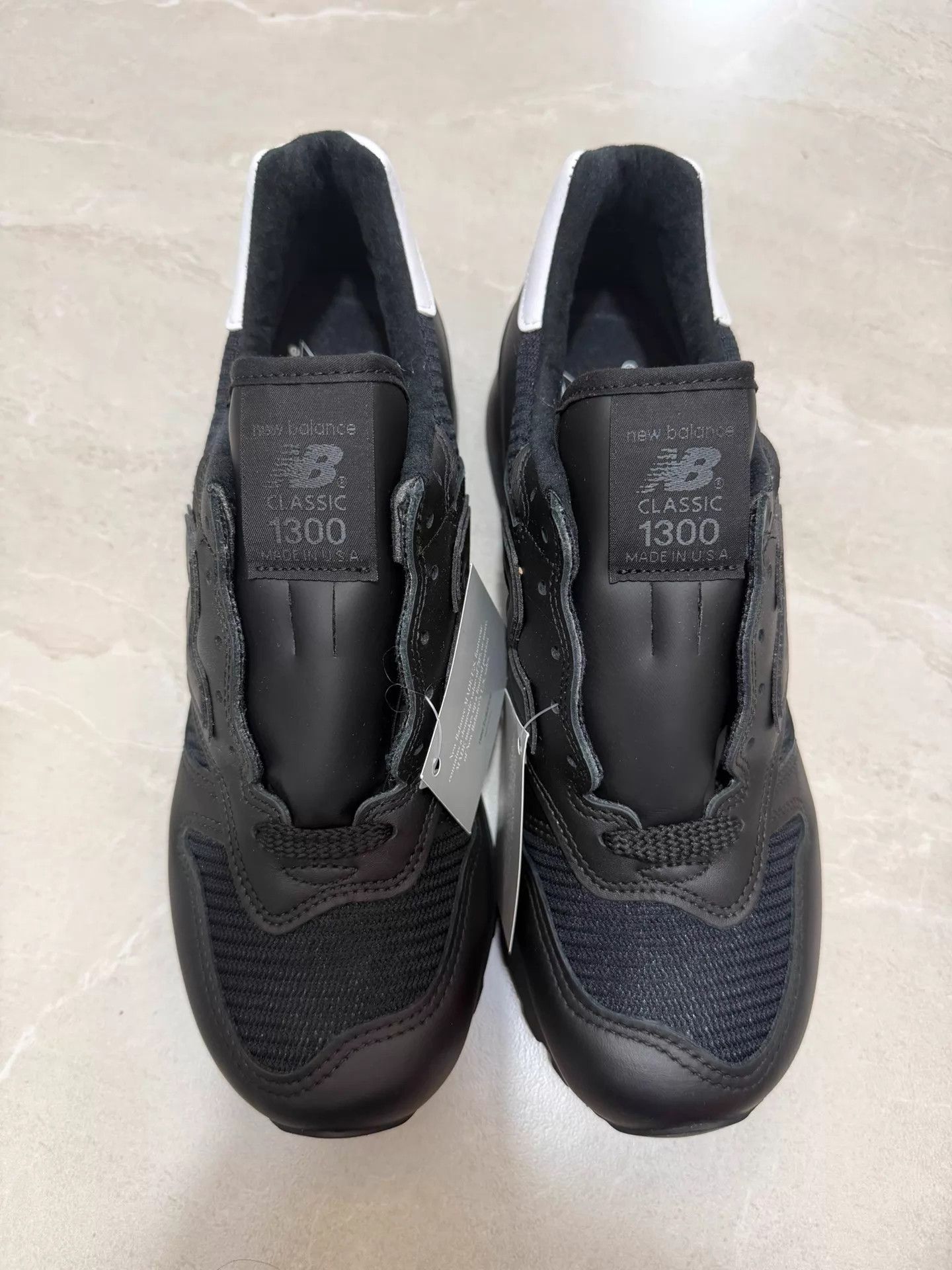 New Balance New Balance × WTAPS 1300 Unisex Running Shoe 42 Black/White Size US 9 / EU 42 - 3 Thumbnail