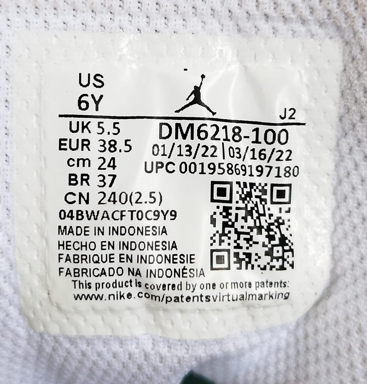 Jordan Brand Shoes Air Jordan 1 Size US 5.5 / IT 35.5 - 9 Thumbnail