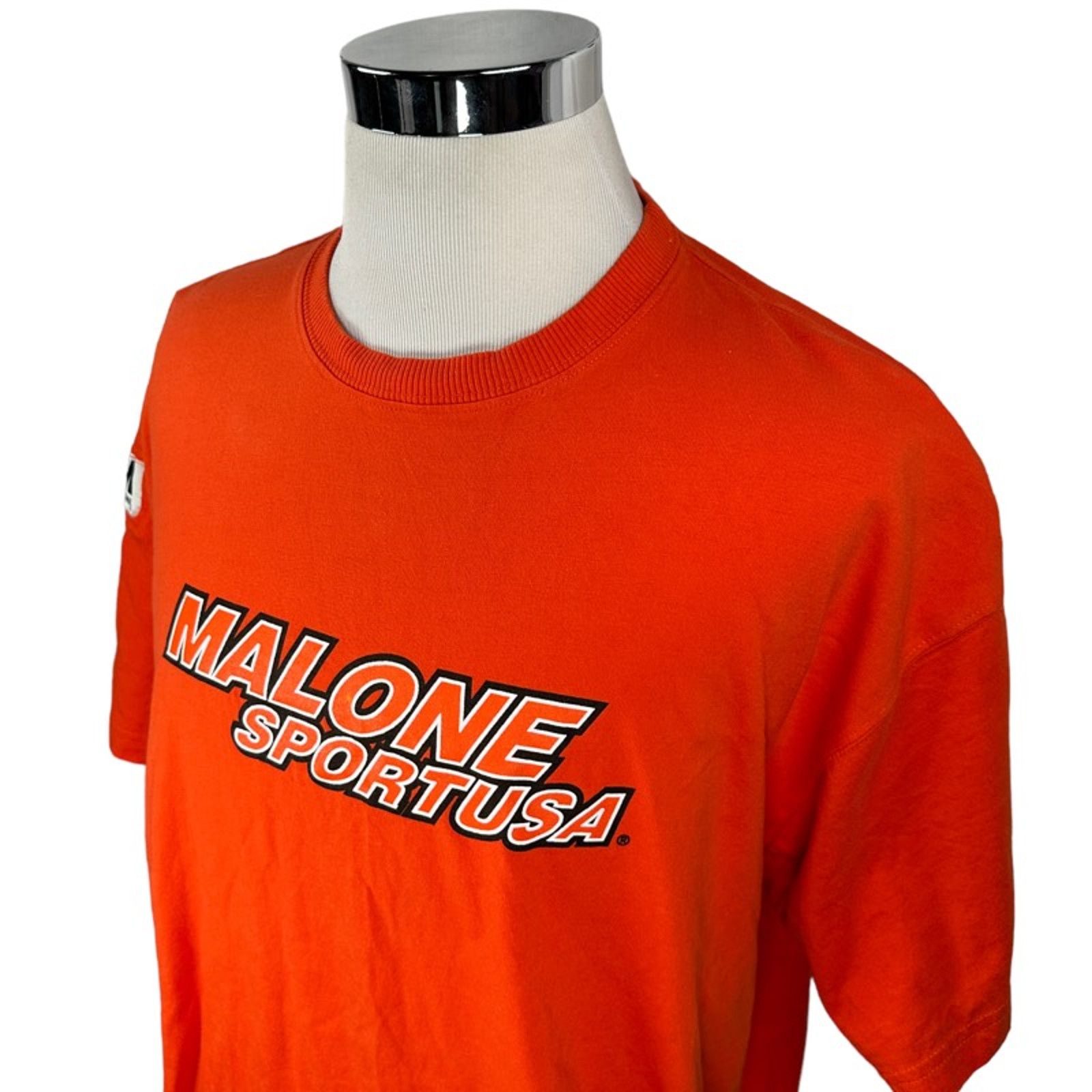 The Unbranded Brand Vintage Maurice Malone Sport Mo Jeans T-Shirt 4XL Orange USA Size US XXL / EU 58 / 5 - 5 Thumbnail