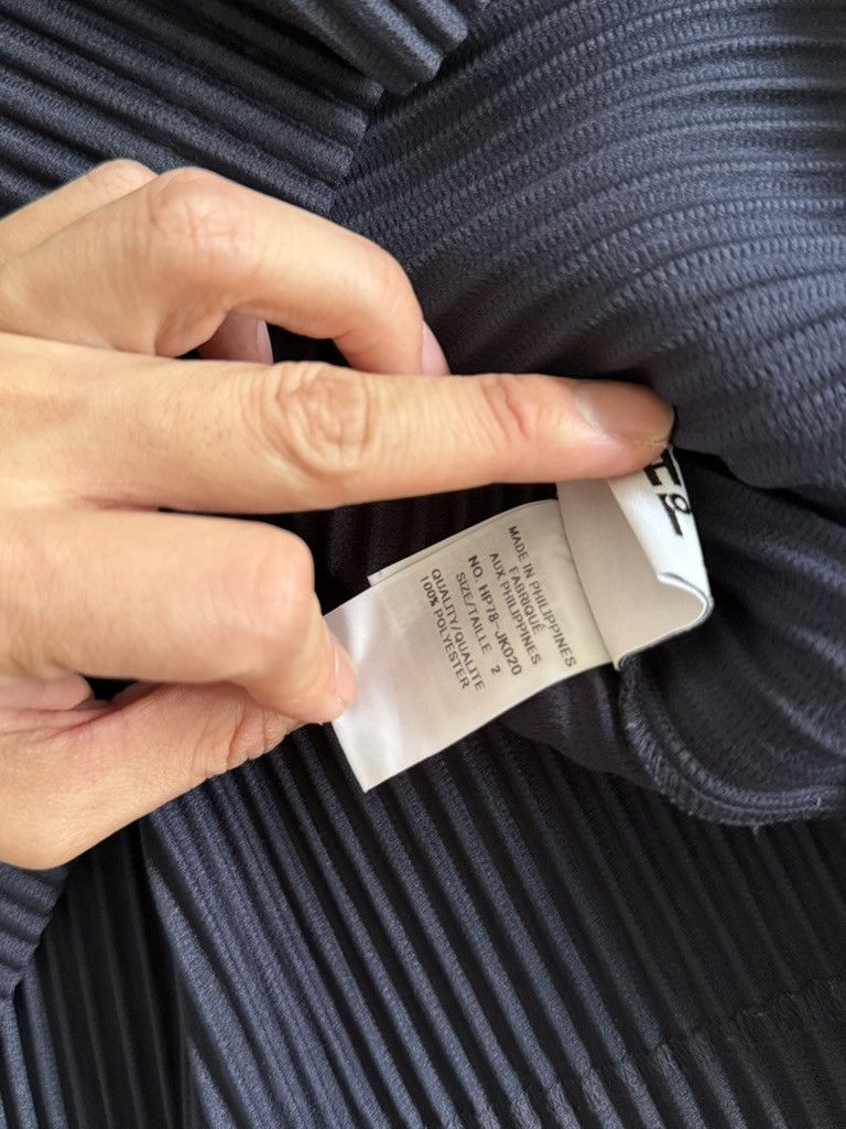 Homme Plisse Issey Miyake Classic Short-sleeved Navy Shirt Size US S / EU 44-46 / 1 - 8 Thumbnail
