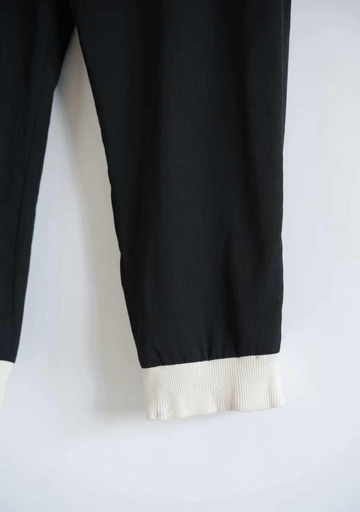 Yohji Yamamoto Yohji Yamamoto 09AW Beast Era White Button Trousers J4 Size US 34 / EU 50 - 5 Thumbnail