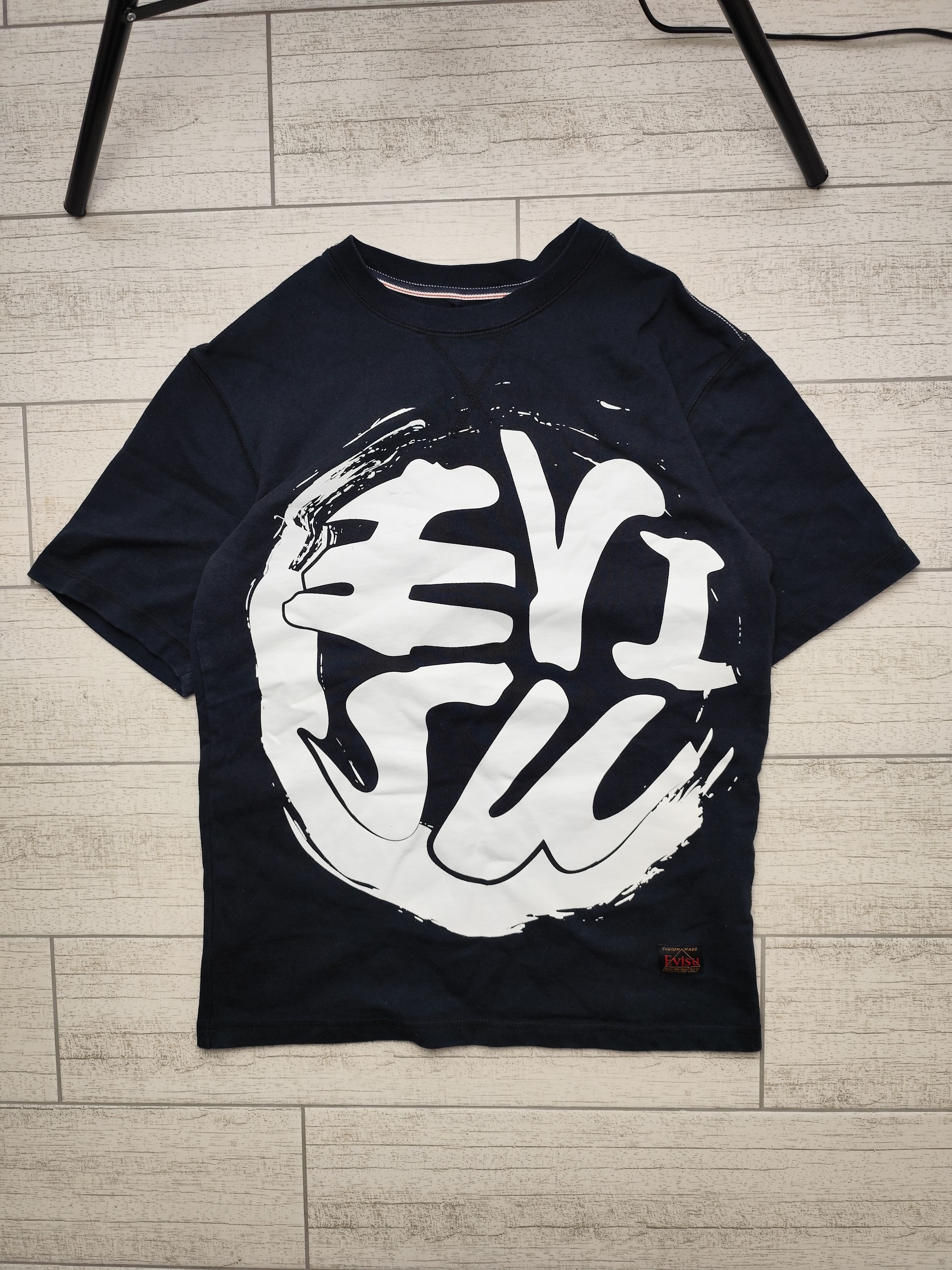Vintage streetwear y2k evisu t-shirt