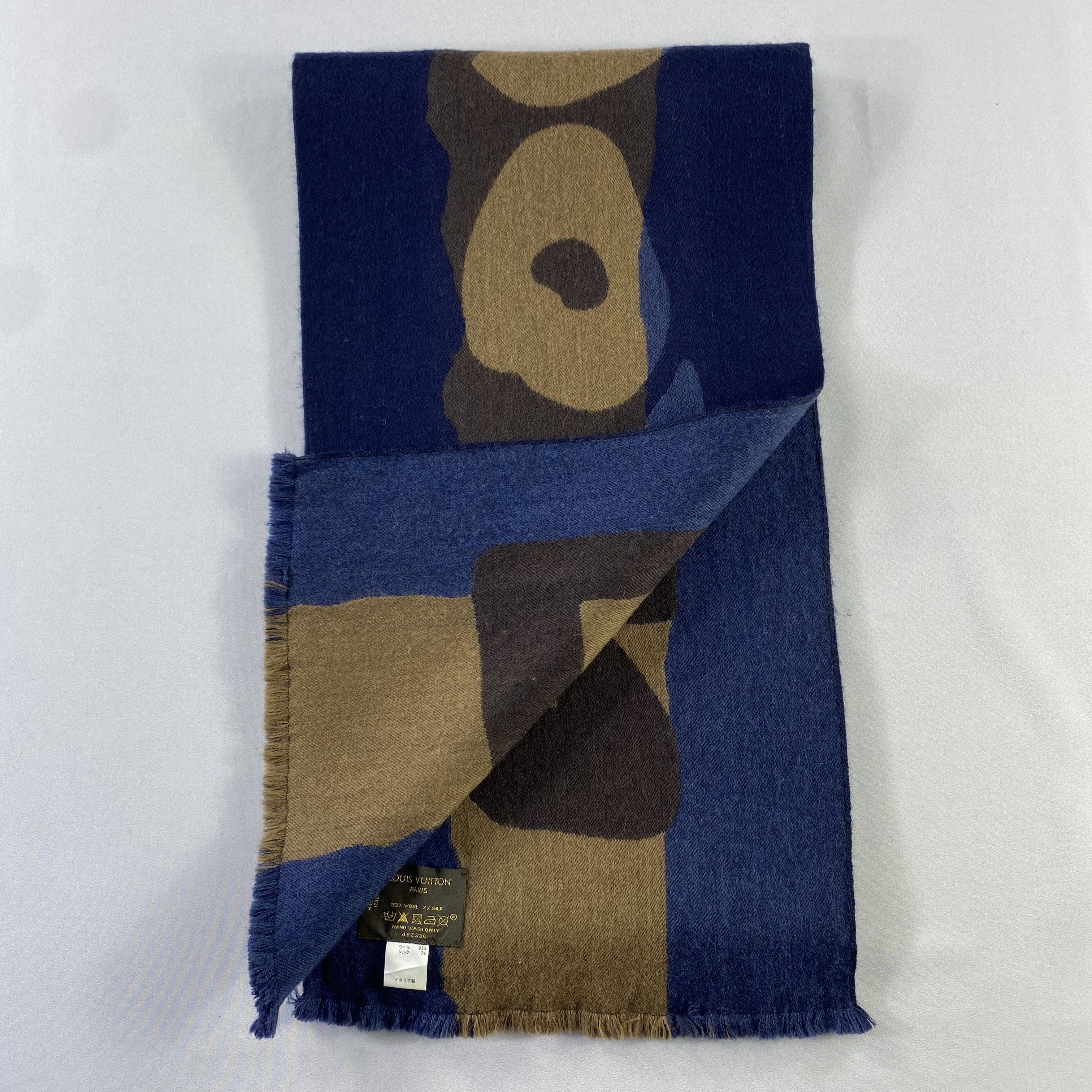 Louis Vuitton Louis Vuitton Scarf / Muffler / Neckwear Size ONE SIZE - 4 Thumbnail