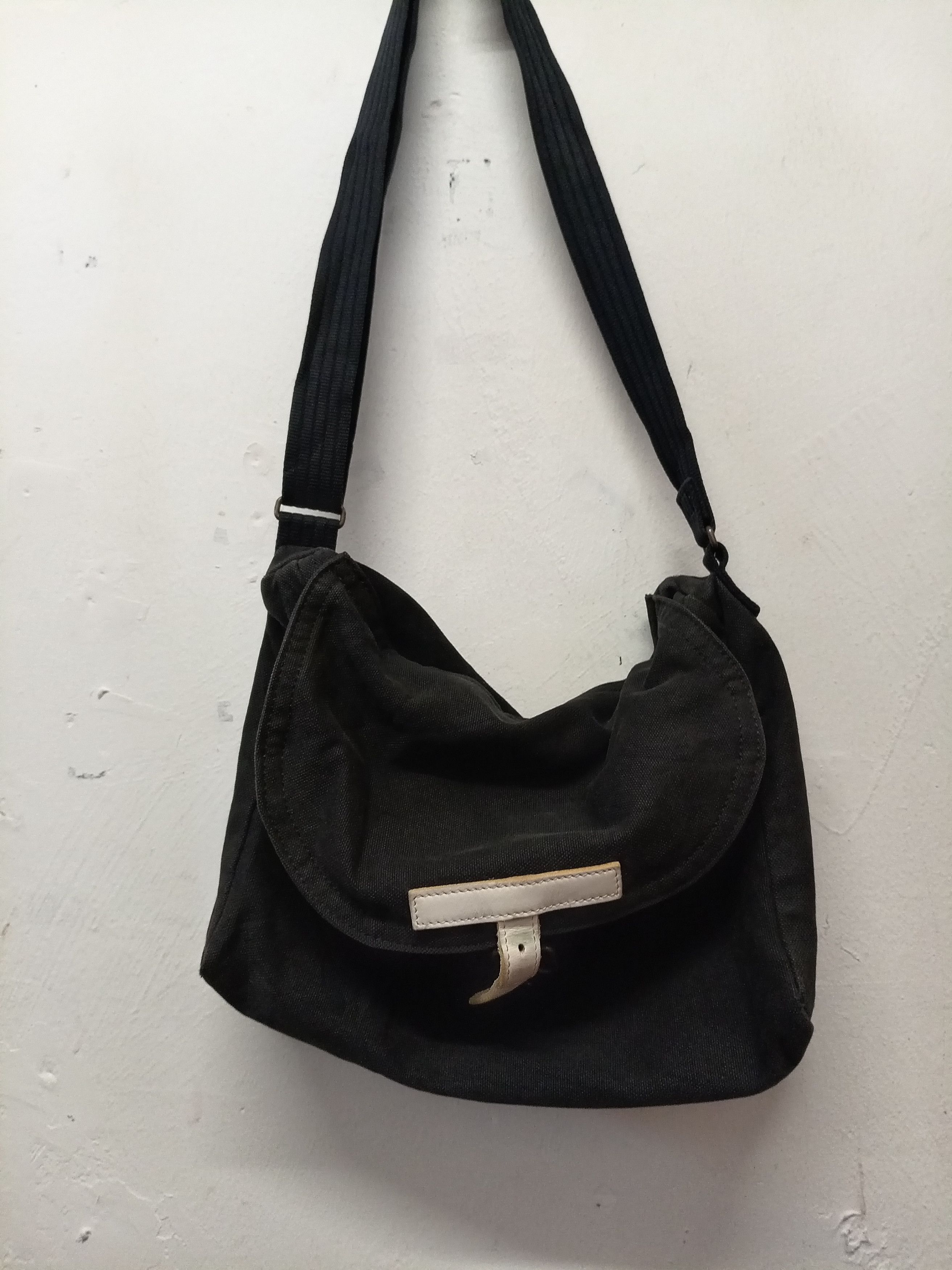 Japanese Brand Bagworks Japanese slingbag Size ONE SIZE - 1 Thumbnail