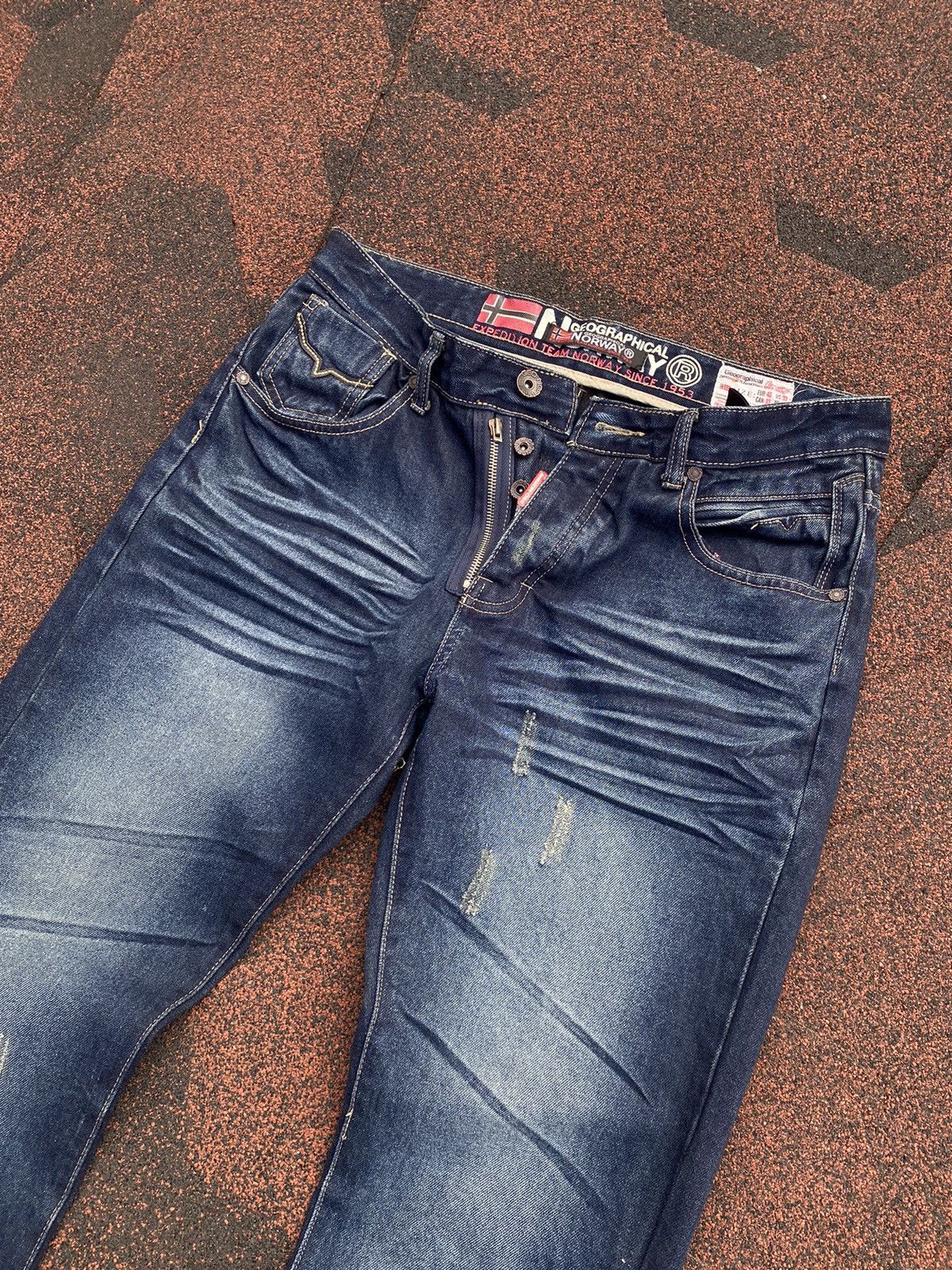 Japanese Brand Vintage Geographical Norway Labirinthe Jeans Blue Mens Size US 33 - 6 Thumbnail