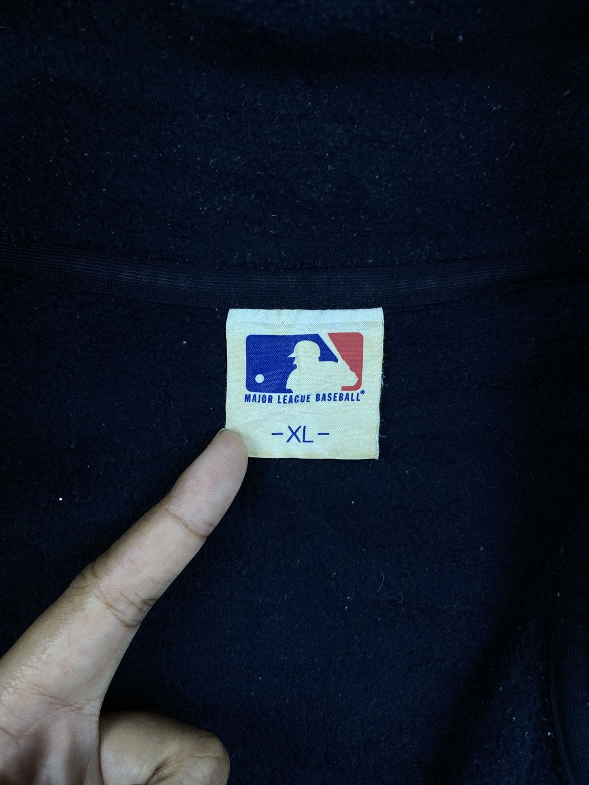 Uniqlo Vtg Uniqlo Yankees New York Navy Halfzip Fleece Sweatshirt Size US XL / EU 56 / 4 - 9 Thumbnail
