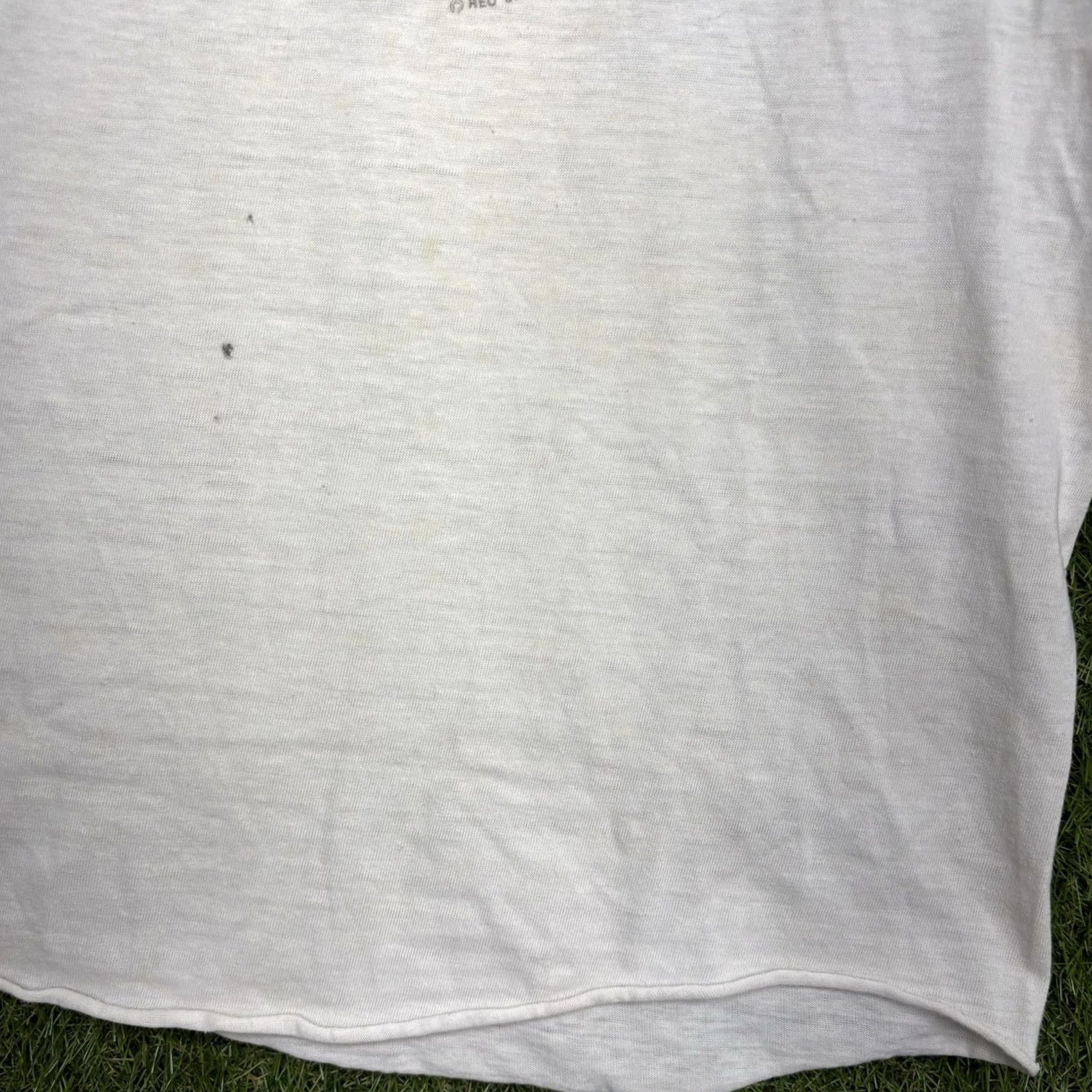 Vintage VINTAGE REO SPEEDWAGON Raglan Shirt Mens M 1980s White Grey 80s Logo Graphic Print T-Shirt The Knits Mens Size US M / EU 48-50 / 2 - 3 Thumbnail