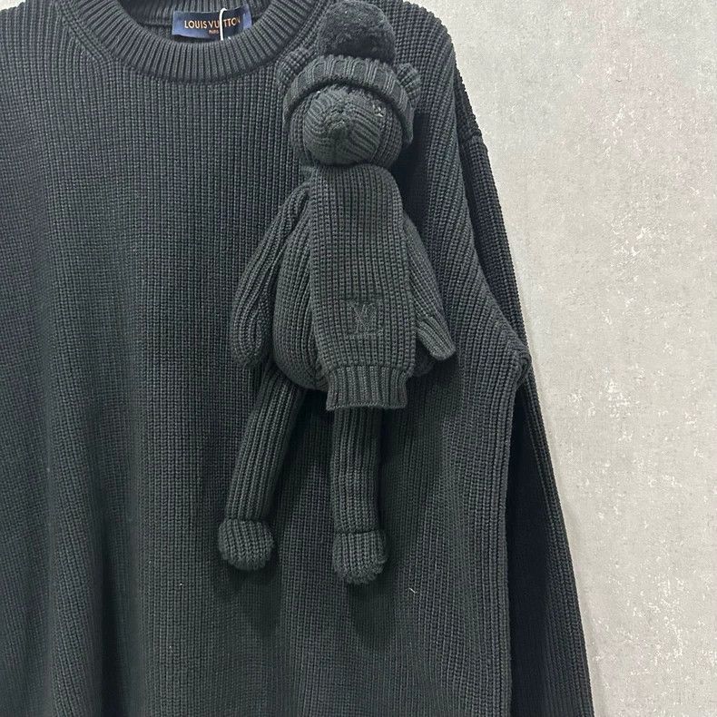 Louis Vuitton Louis Vuitton Black doll knit sweater Size US L / EU 52-54 / 3 - 3 Thumbnail