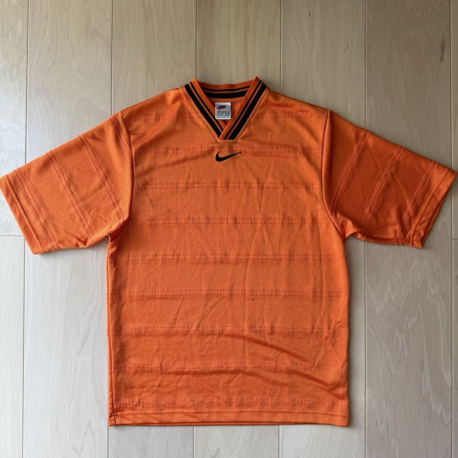Nike Vintage Nike Soccer Jersey Small Orange Center Swoosh Fifa Size US S / EU 44-46 / 1 - 2 Thumbnail