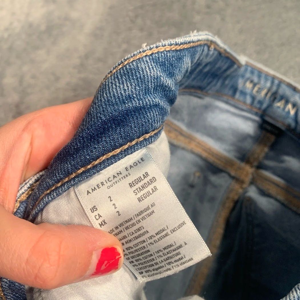 American Eagle Outfitters American Eagle Outfitters Mom Straight Jeans Women Blue Size 2 Regular Straight Jeans Size 26" / US 2 / IT 38 - 5 Thumbnail