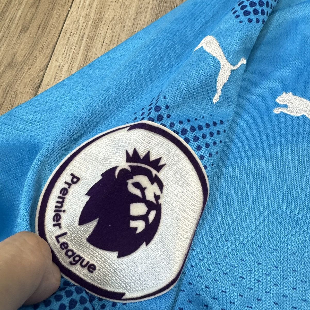 Puma Arsenal 17/18 away shirt #9 Lacazette Size US S / EU 44-46 / 1 - 6 Thumbnail