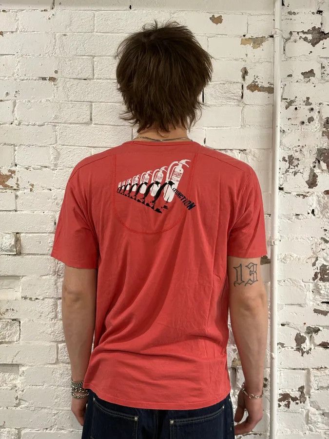 Marithe + Francois Girbaud 2000s Marithé + François Girbaud Red No More Sea T-Shirt Size US M / EU 48-50 / 2 - 2 Thumbnail