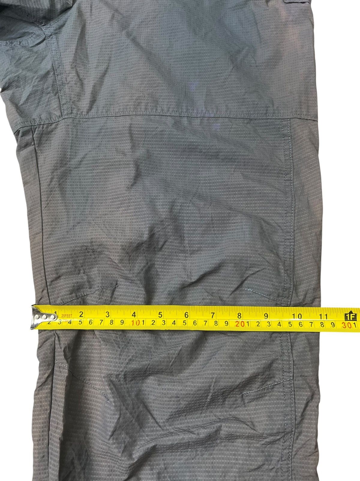 Columbia Vintage Columbia Track Hiking Pant Faded Nylon Size US 35 - 12 Thumbnail