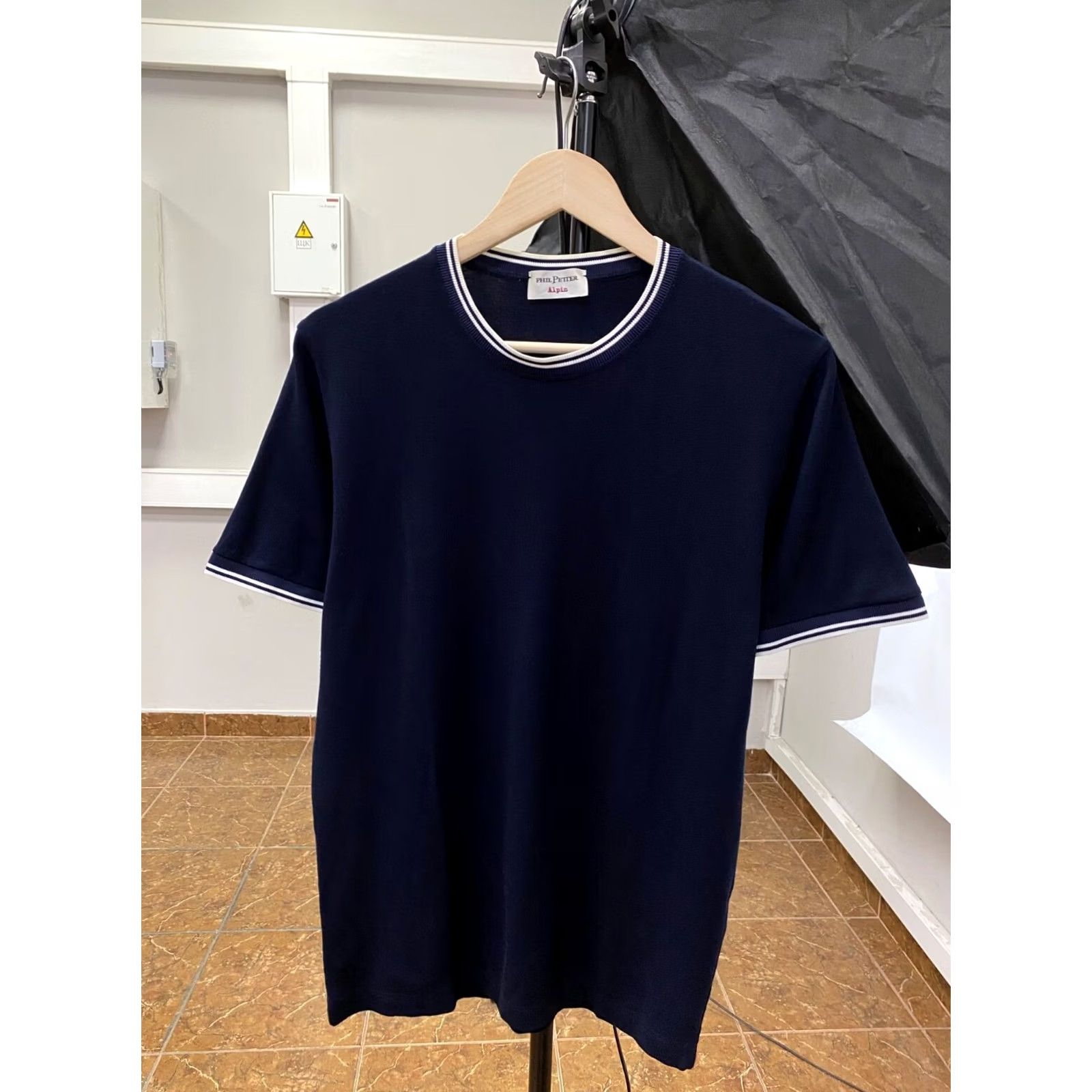 Etro Phil Phetter Luxury T-Shirt Austria Retro Rare Y2K dark blue S/M Mens Shirt Size US S / EU 44-46 / 1 - 2 Thumbnail