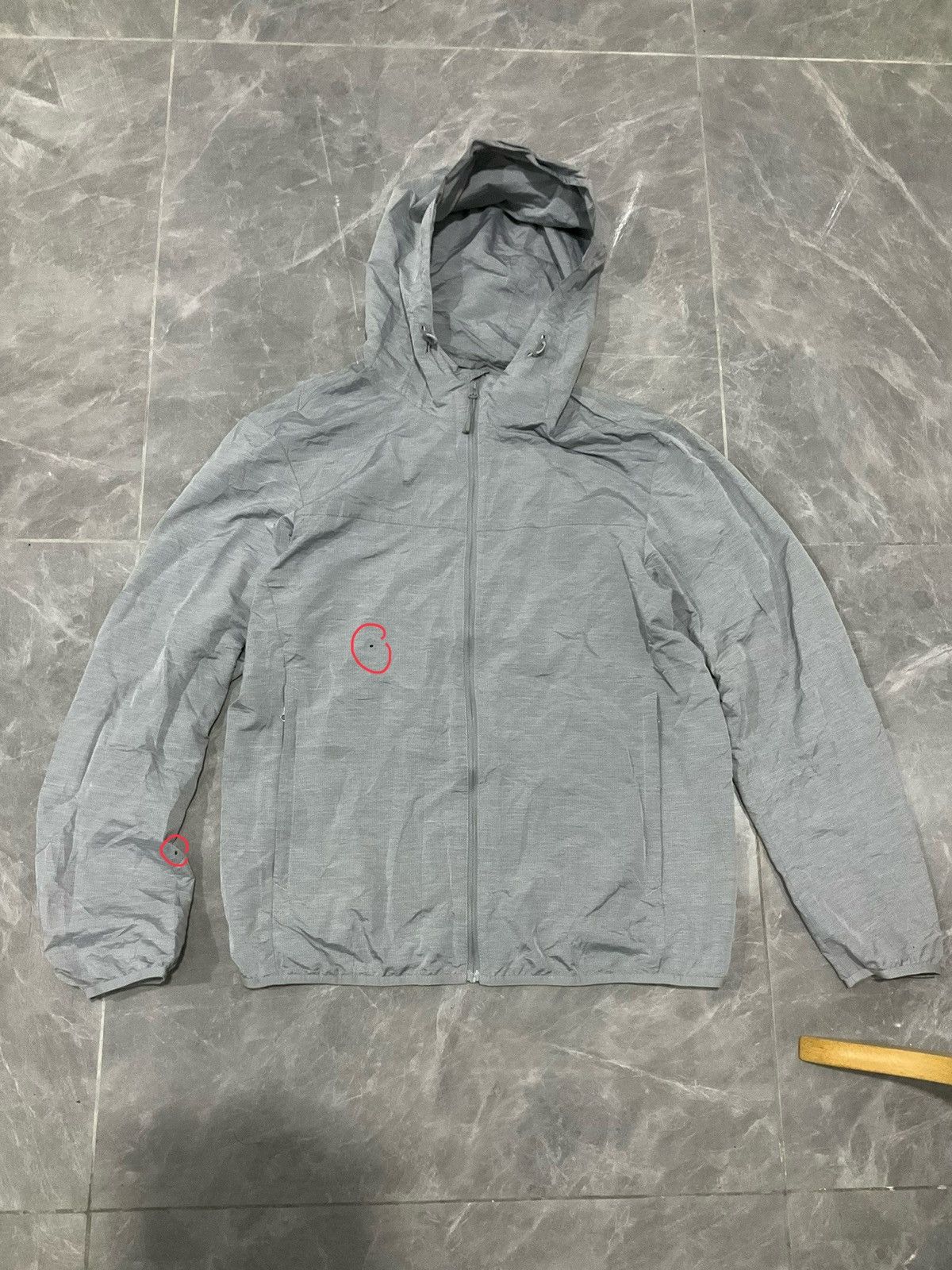 Uniqlo Uniqlo Light Jacket Jogging Color Grey Medium Size US M / EU 48-50 / 2 - 1 Thumbnail