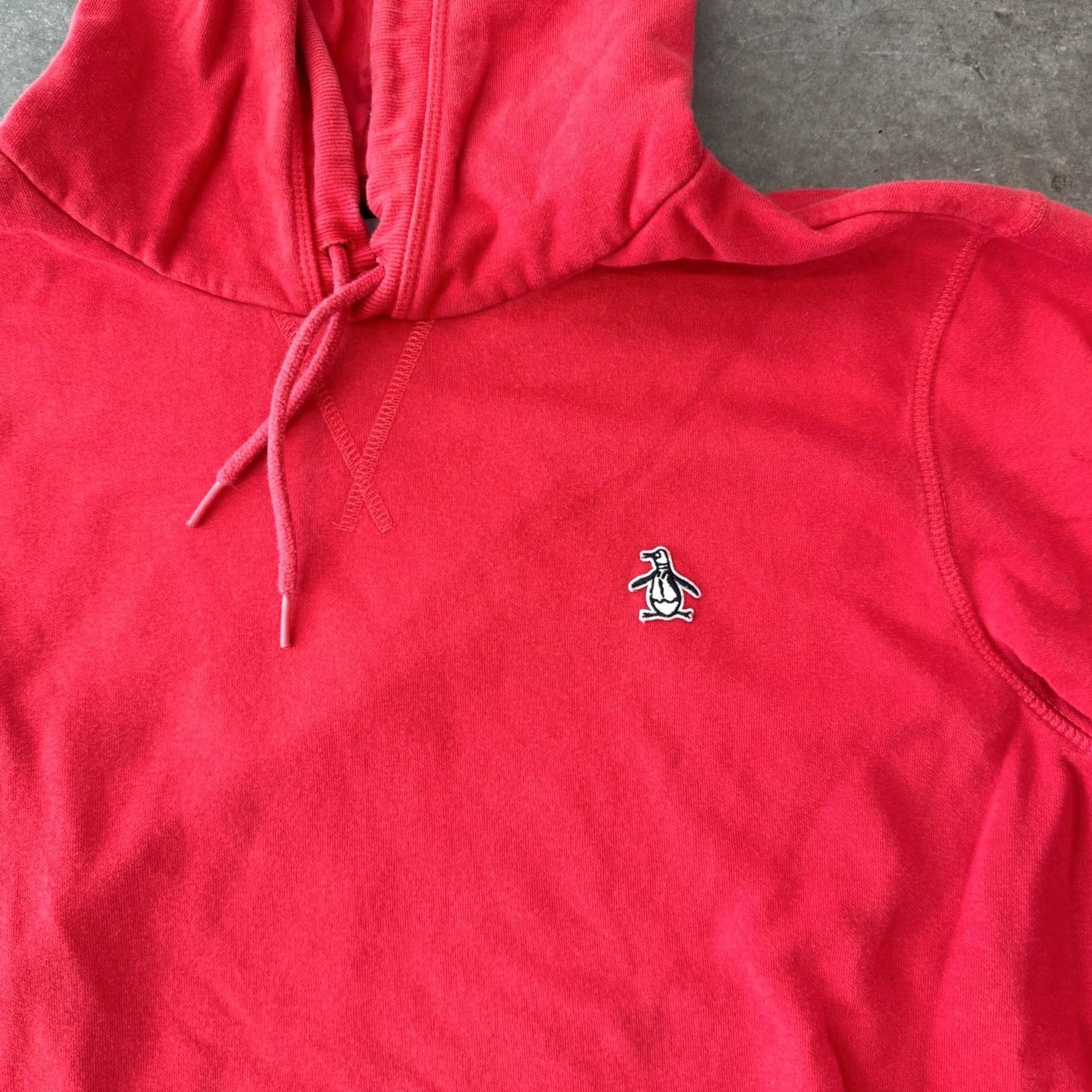 Vintage VINTAGE Penguin Red Pullover Hoodie Sweatshirt Men L Pesudo? Size US L / EU 52-54 / 3 - 3 Thumbnail