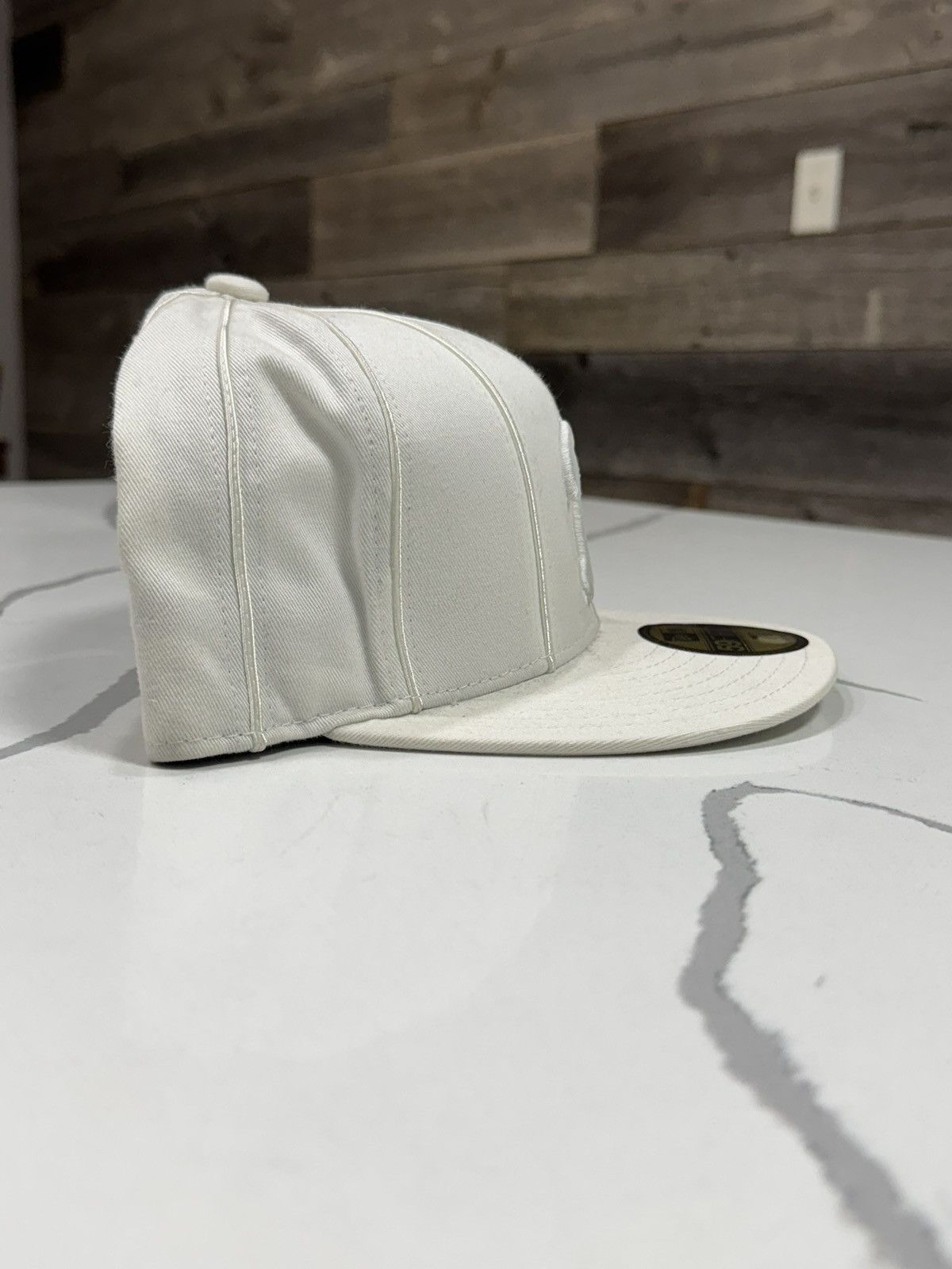 New Era Vintage Philadelphia Phillies Laced Fitted Cap Size ONE SIZE - 11 Thumbnail