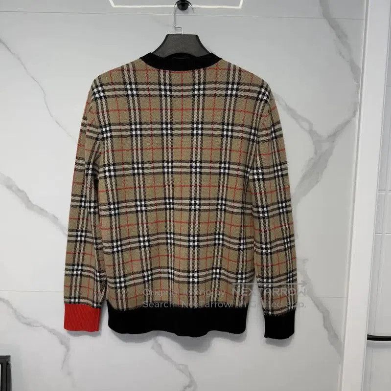 Burberry Burberry Men's Beige Wool Checked Knit Sweater. Size US M / EU 48-50 / 2 - 1 Thumbnail