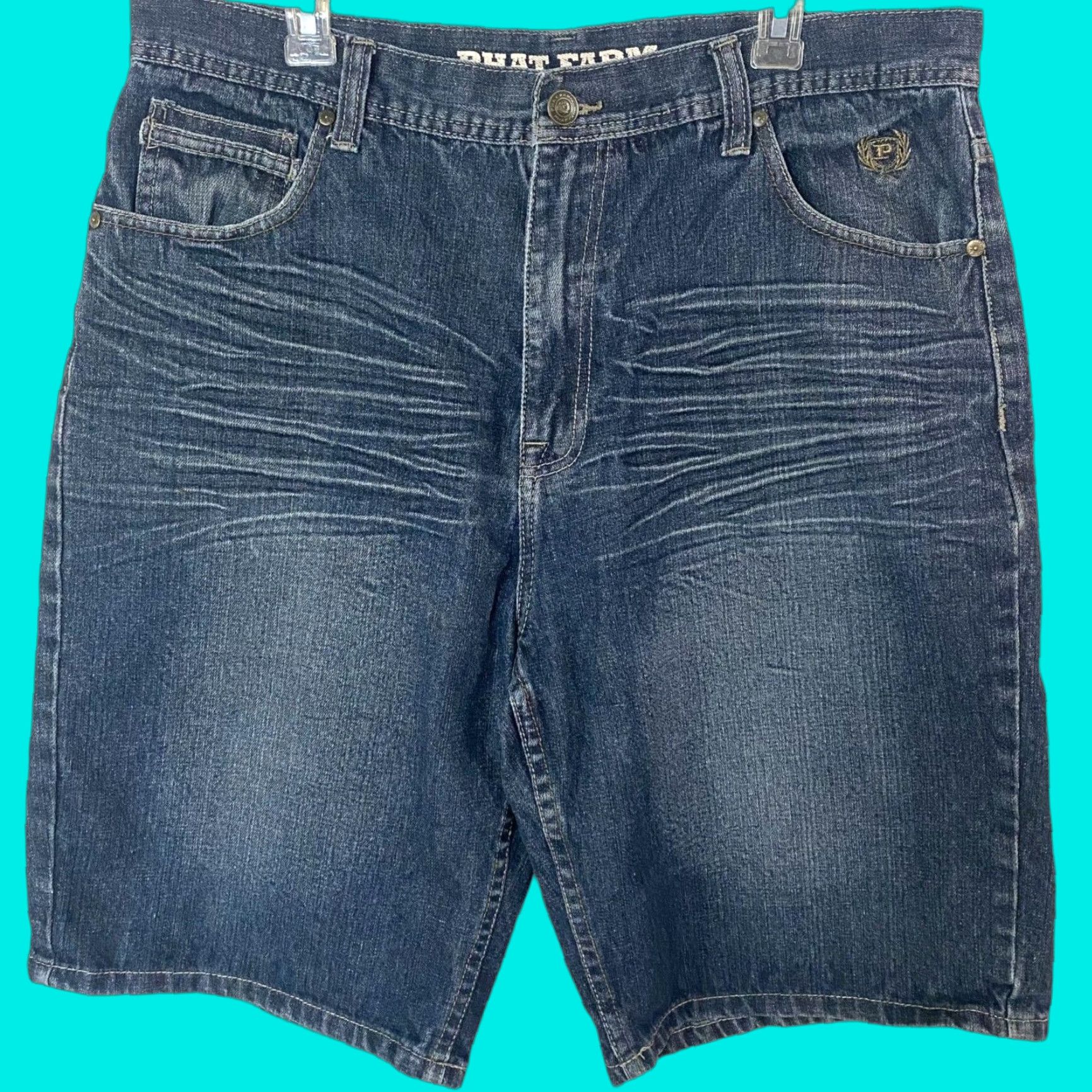 Phat Farm VINTAGE Phat Farm Skater Jeans Shorts Denim Mens 38 Blue Medium Wash Baggy Comfort 5-Pocket Hip Hop Mens Size US 38 / EU 54 - 1 Thumbnail