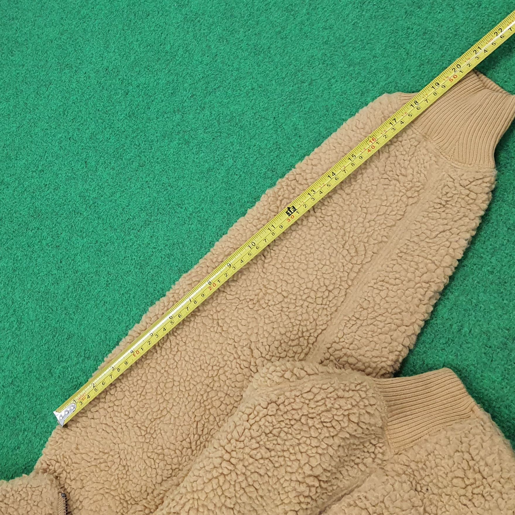 Undercover × Uniqlo Vintage Uniqlo U Boxy Fleece Custom Undercover Logo C275N20 Size US S / EU 44-46 / 1 - 9 Thumbnail