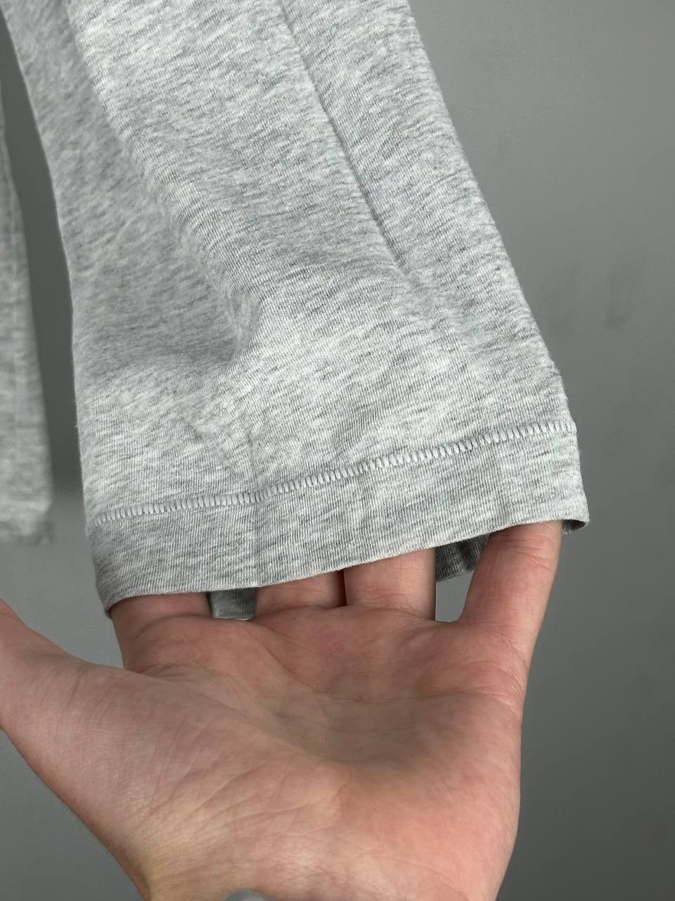 Vintage Skims By Kylie Jenner Basic Grey Longsleeve T Shirt Size US L / EU 52-54 / 3 - 6 Thumbnail